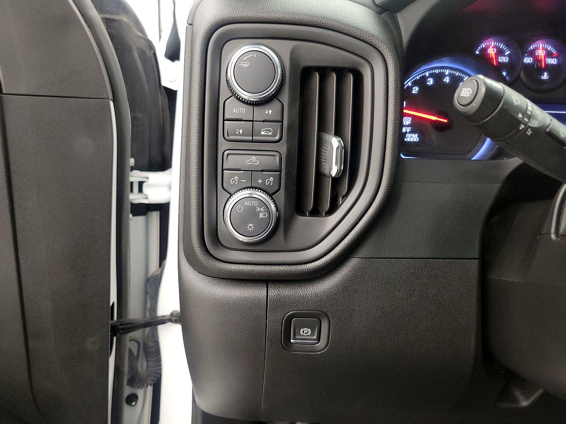 Thumbnail: 2023 GMC Sierra 1500 - 13