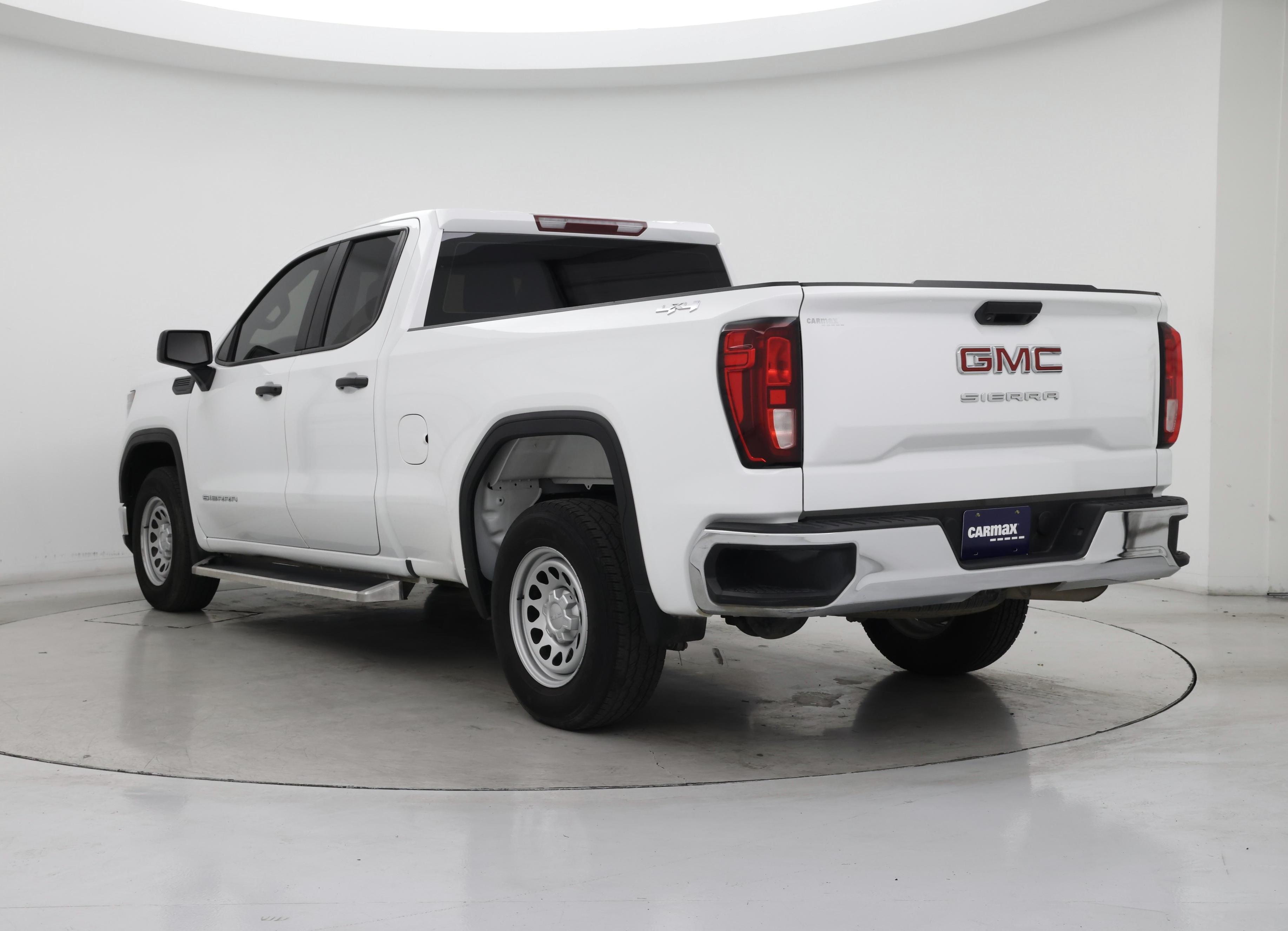 Thumbnail: 2023 GMC Sierra 1500 - 2