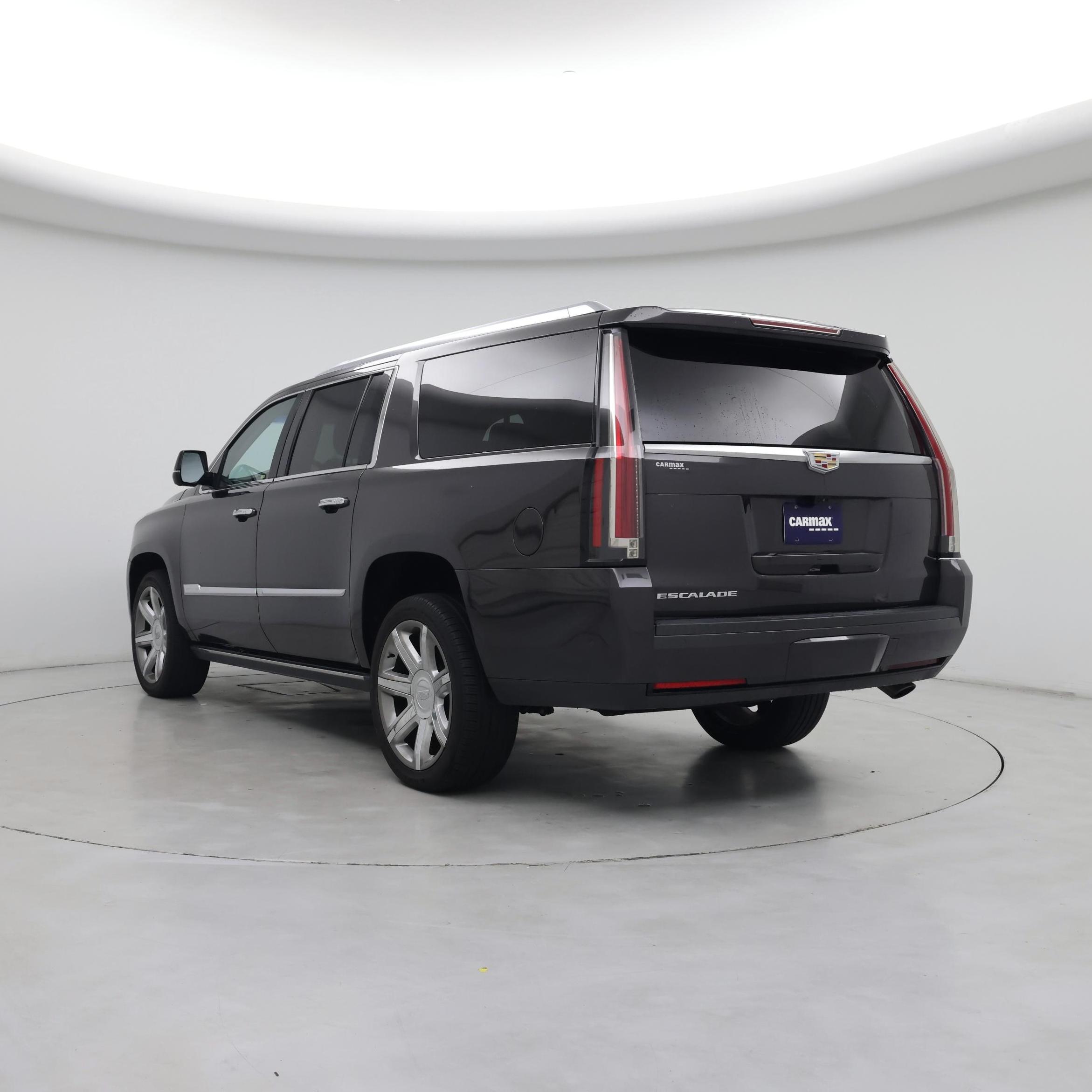 Thumbnail: 2017 Cadillac Escalade - 2
