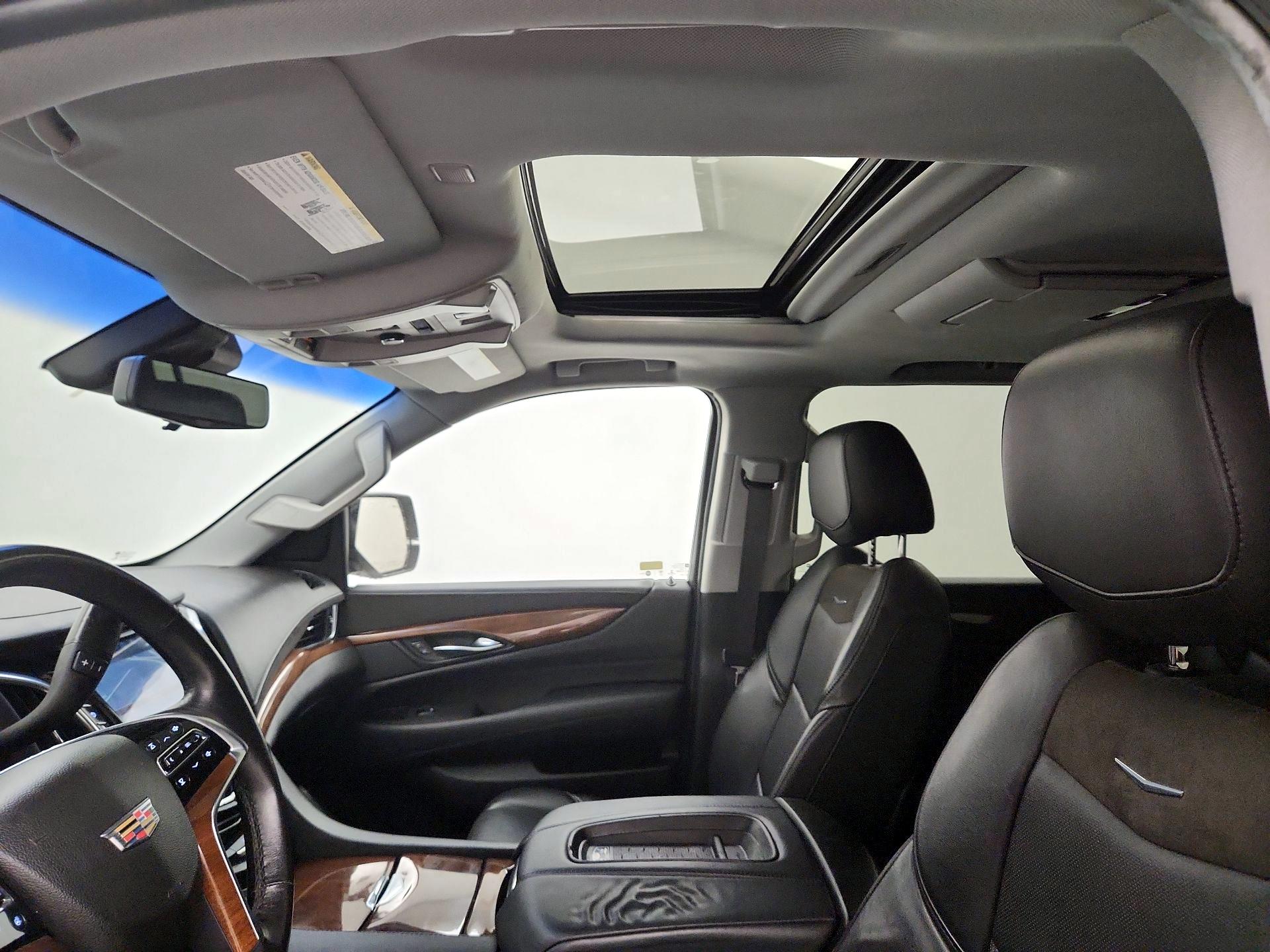 Thumbnail: 2017 Cadillac Escalade - 20