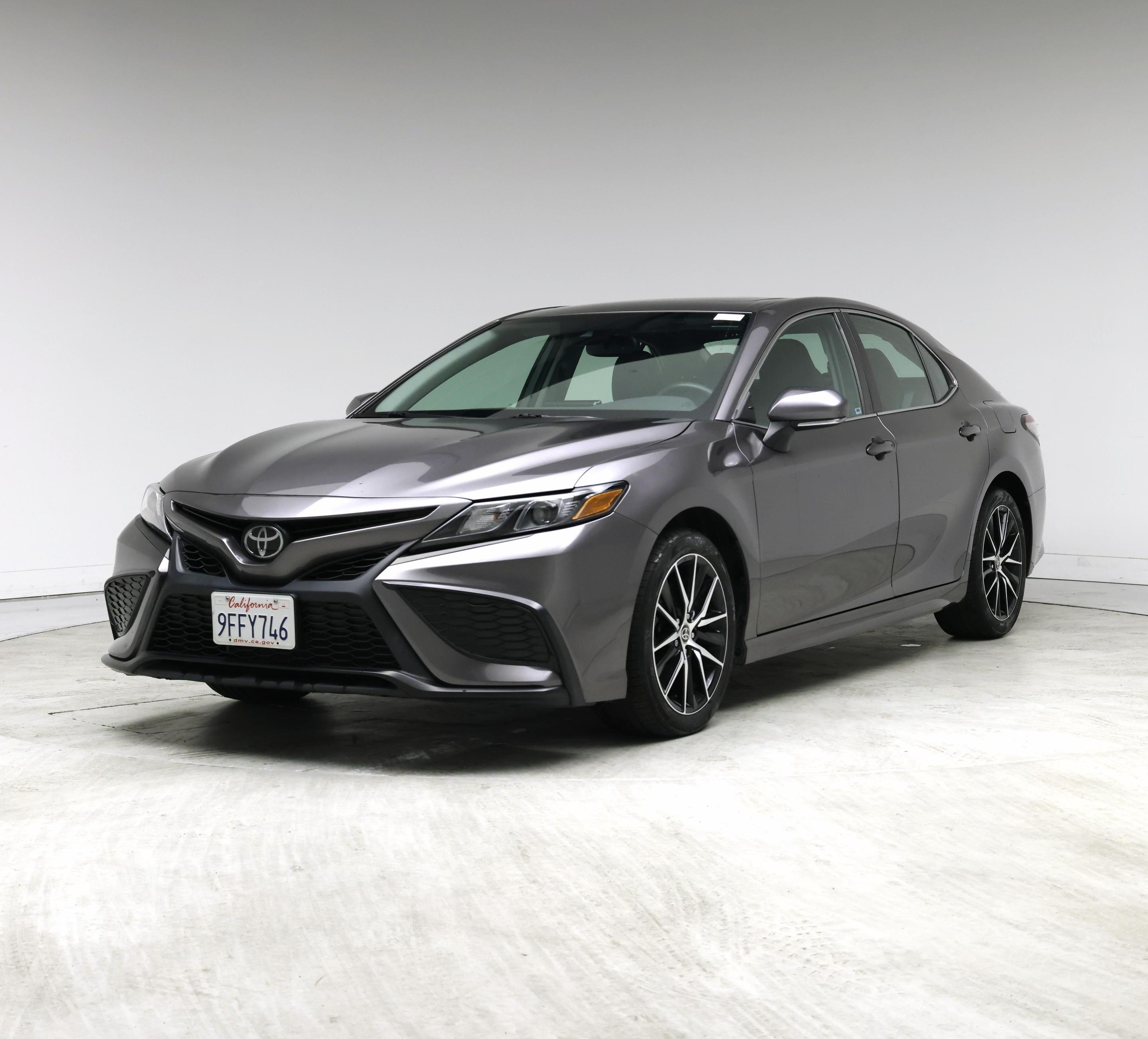 Thumbnail: 2023 Toyota Camry - 4