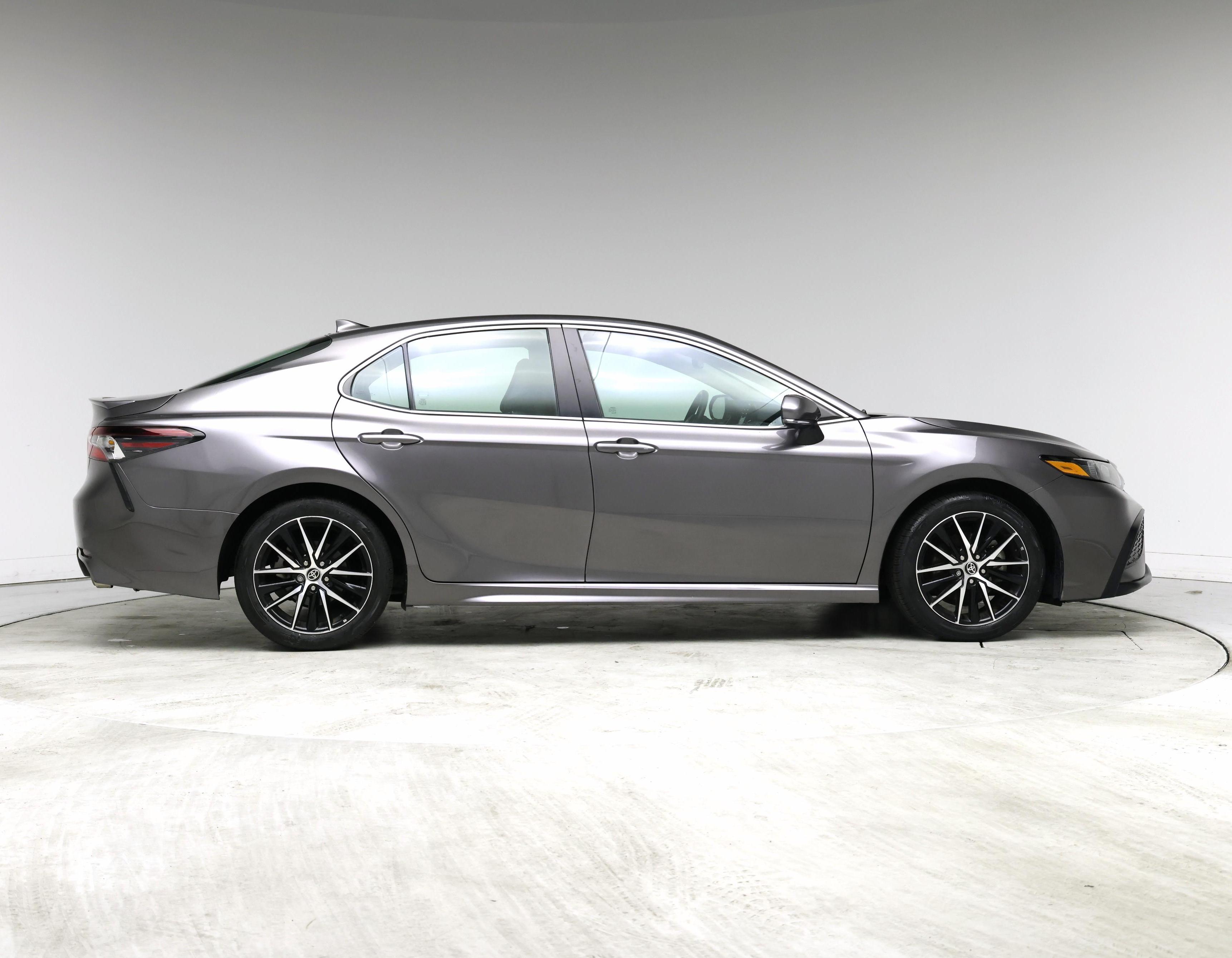 Thumbnail: 2023 Toyota Camry - 7
