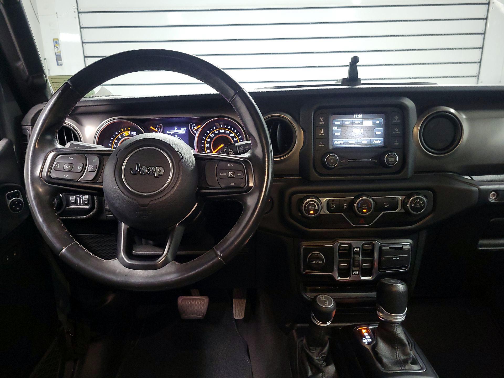 Thumbnail: 2019 Jeep Wrangler - 9
