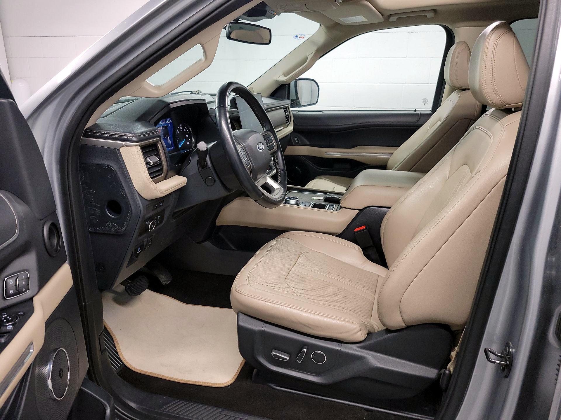 Thumbnail: 2023 Ford Expedition MAX - 11