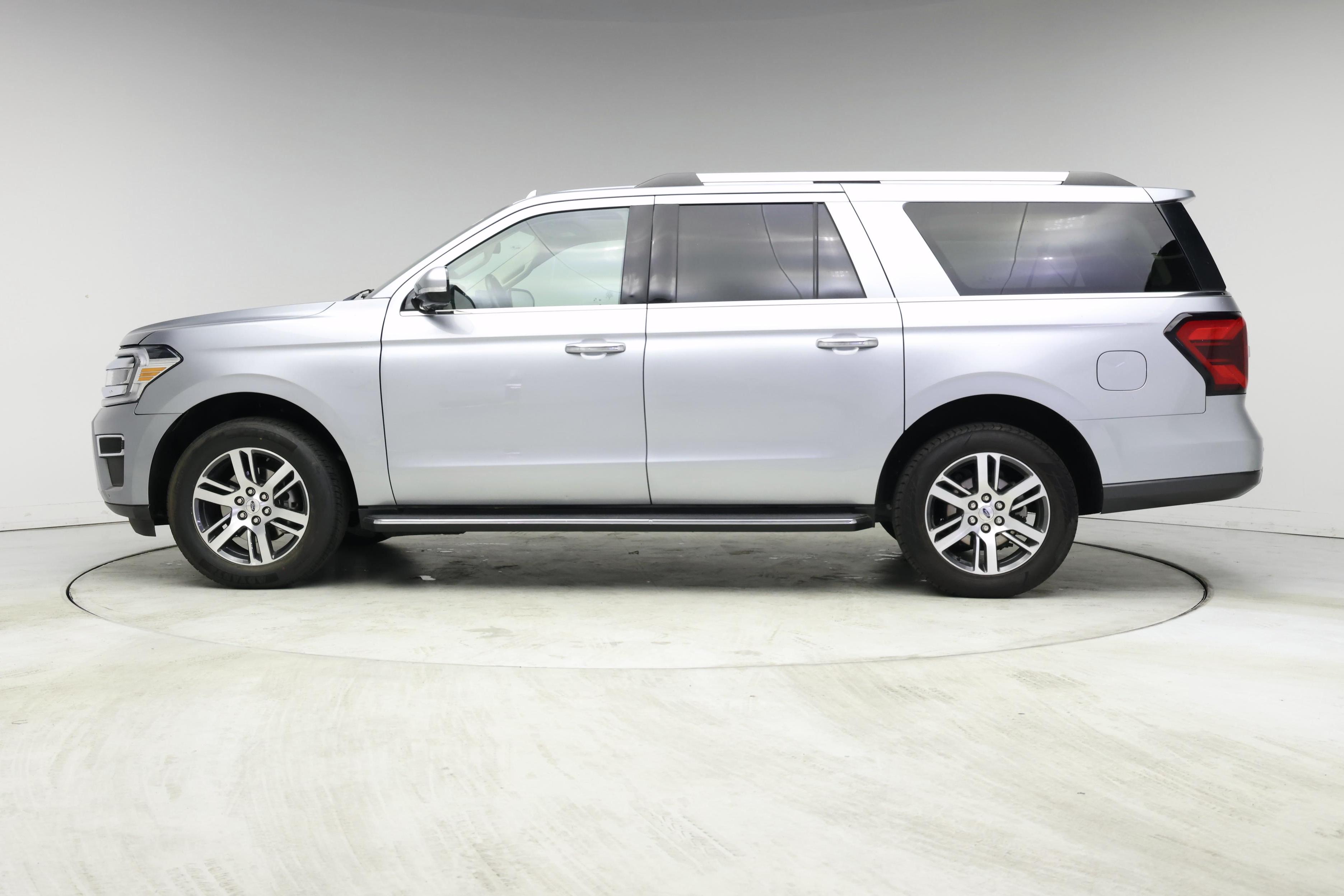 Thumbnail: 2023 Ford Expedition MAX - 3