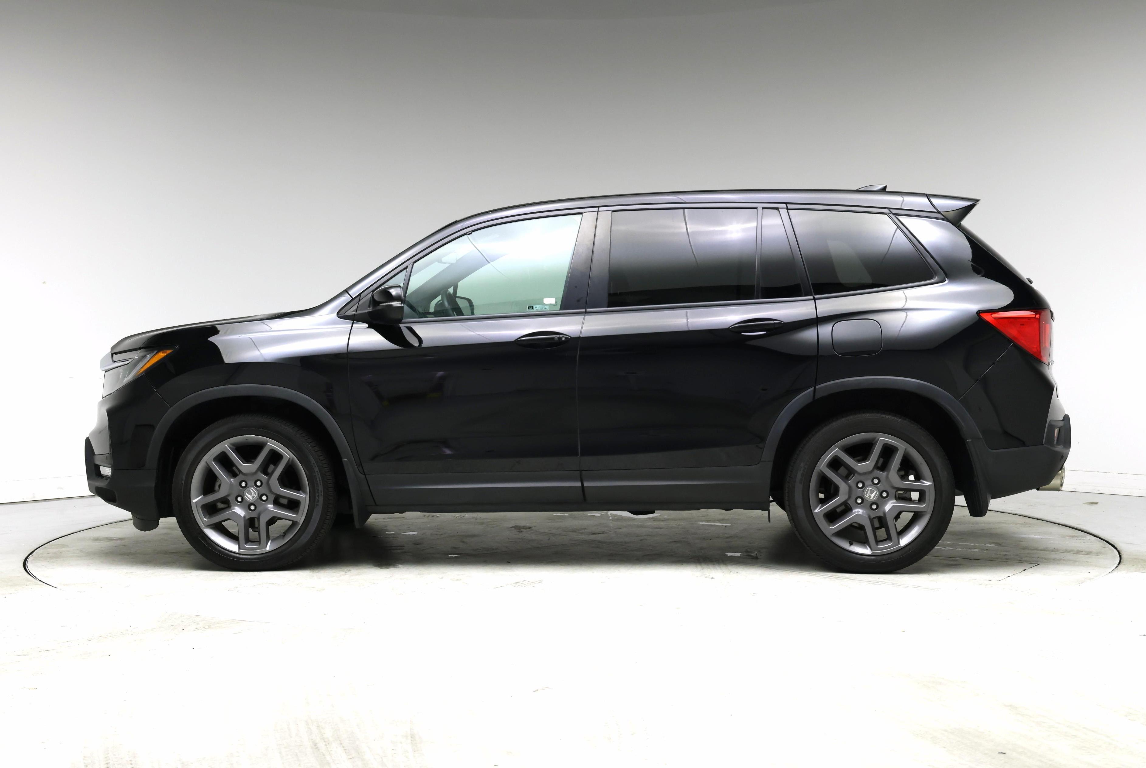 Thumbnail: 2022 Honda Passport - 3