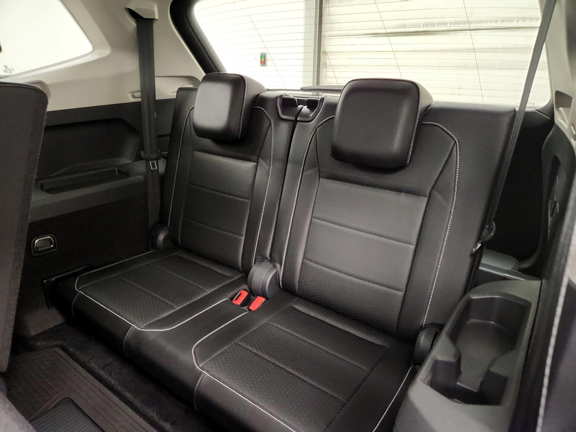 Thumbnail: 2021 Volkswagen Tiguan - 19