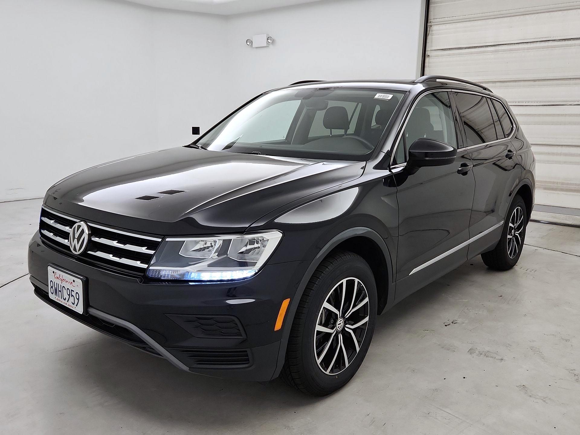 Thumbnail: 2021 Volkswagen Tiguan - 3