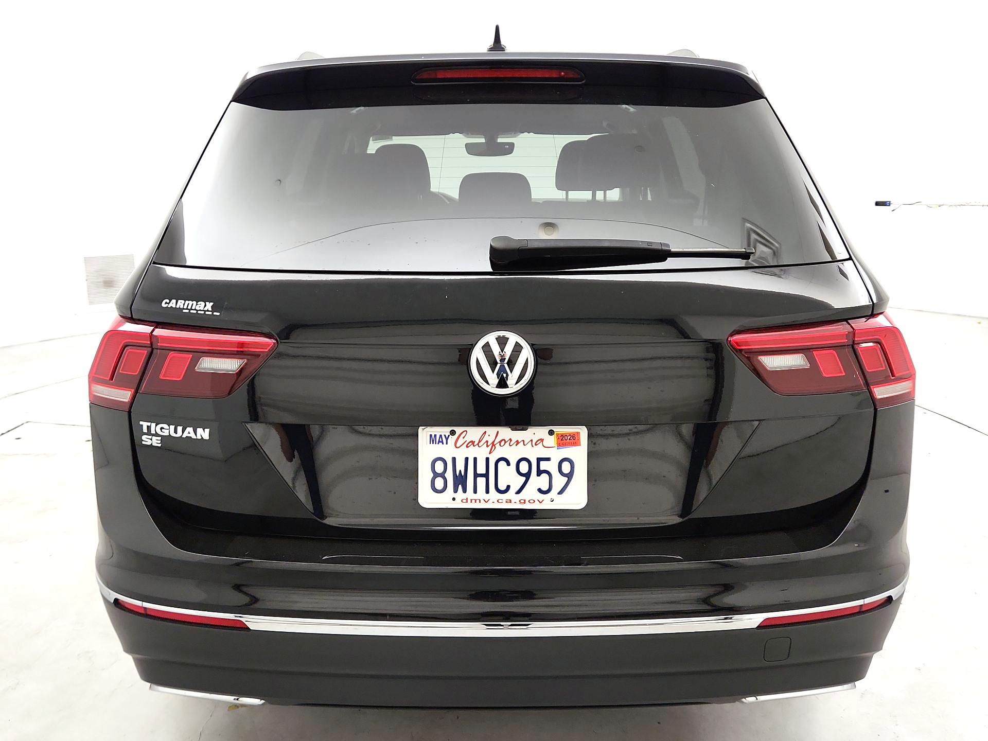 Thumbnail: 2021 Volkswagen Tiguan - 6