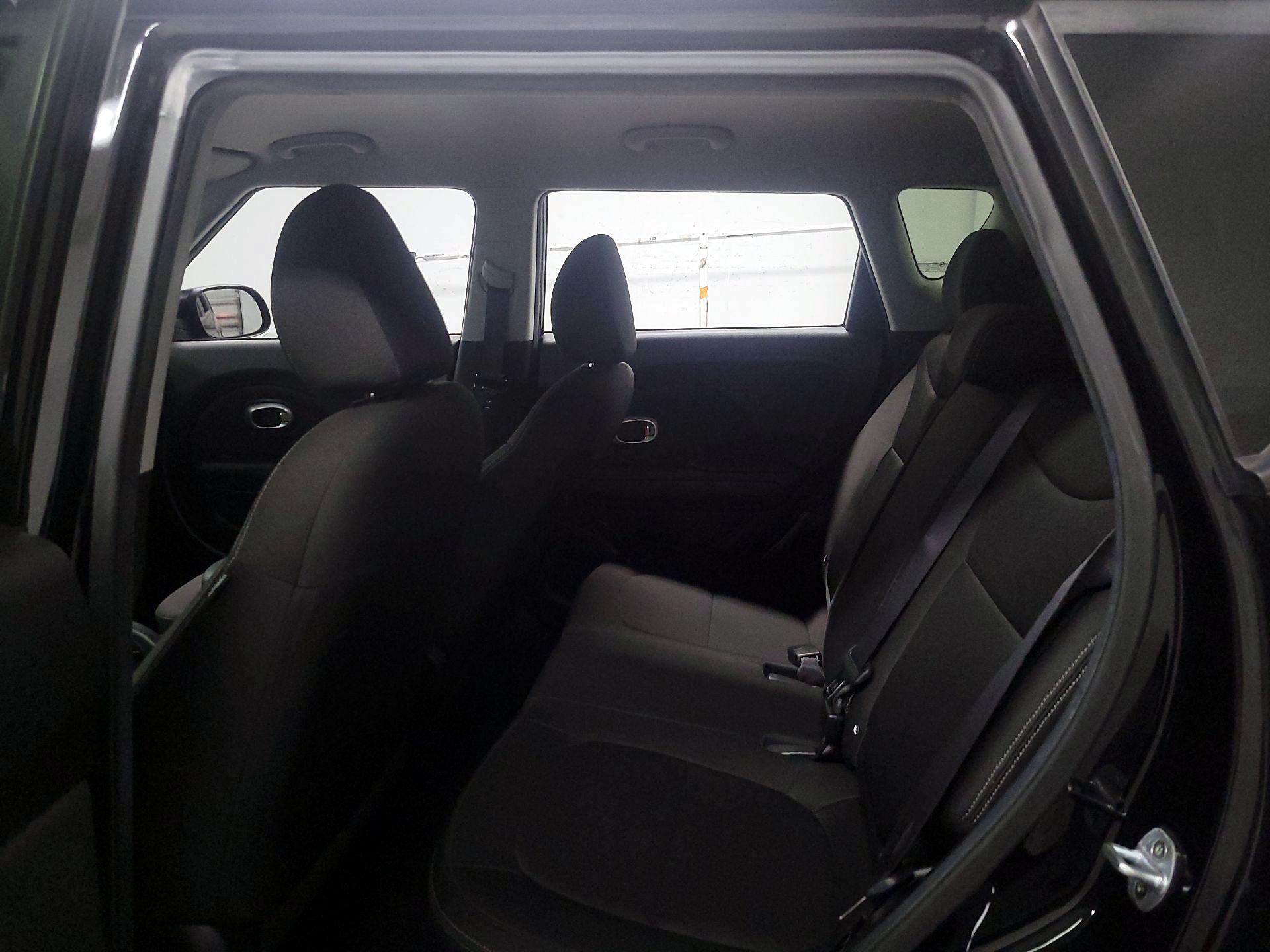 Thumbnail: 2015 Kia Soul - 16