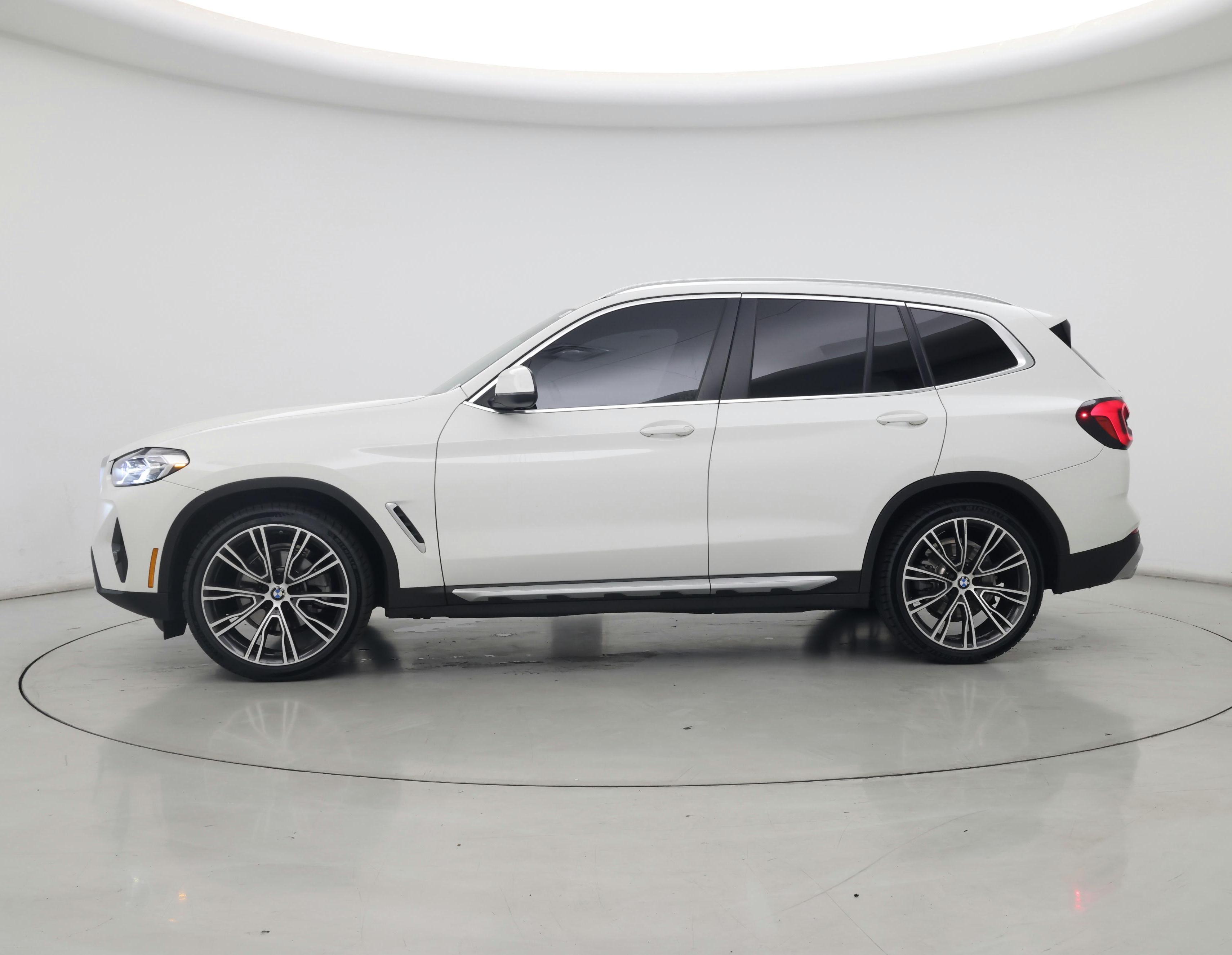 Thumbnail: 2023 BMW X3 - 3