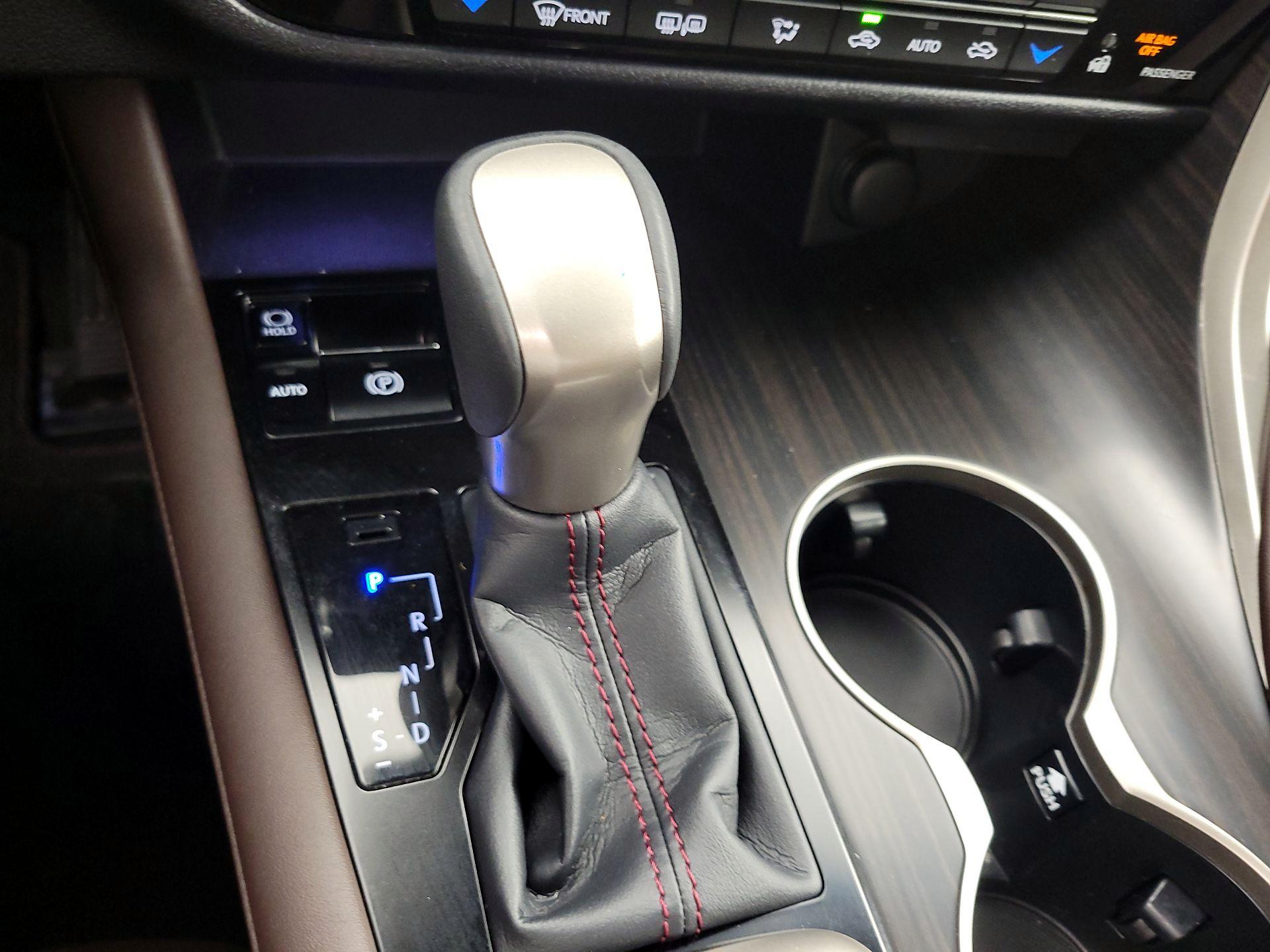 Thumbnail: 2019 Lexus RX - 18