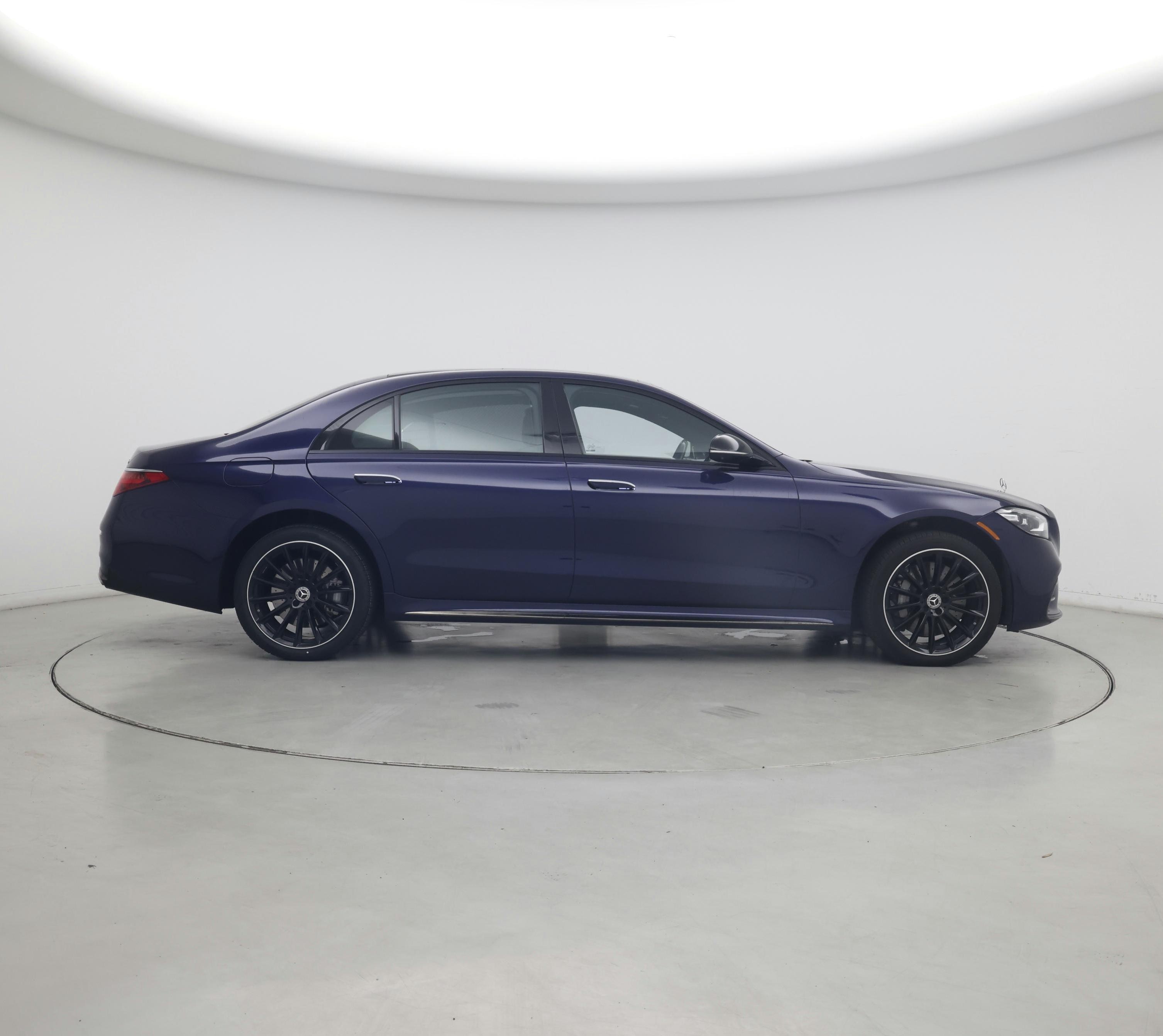 Thumbnail: 2023 Mercedes-Benz S-Class - 7