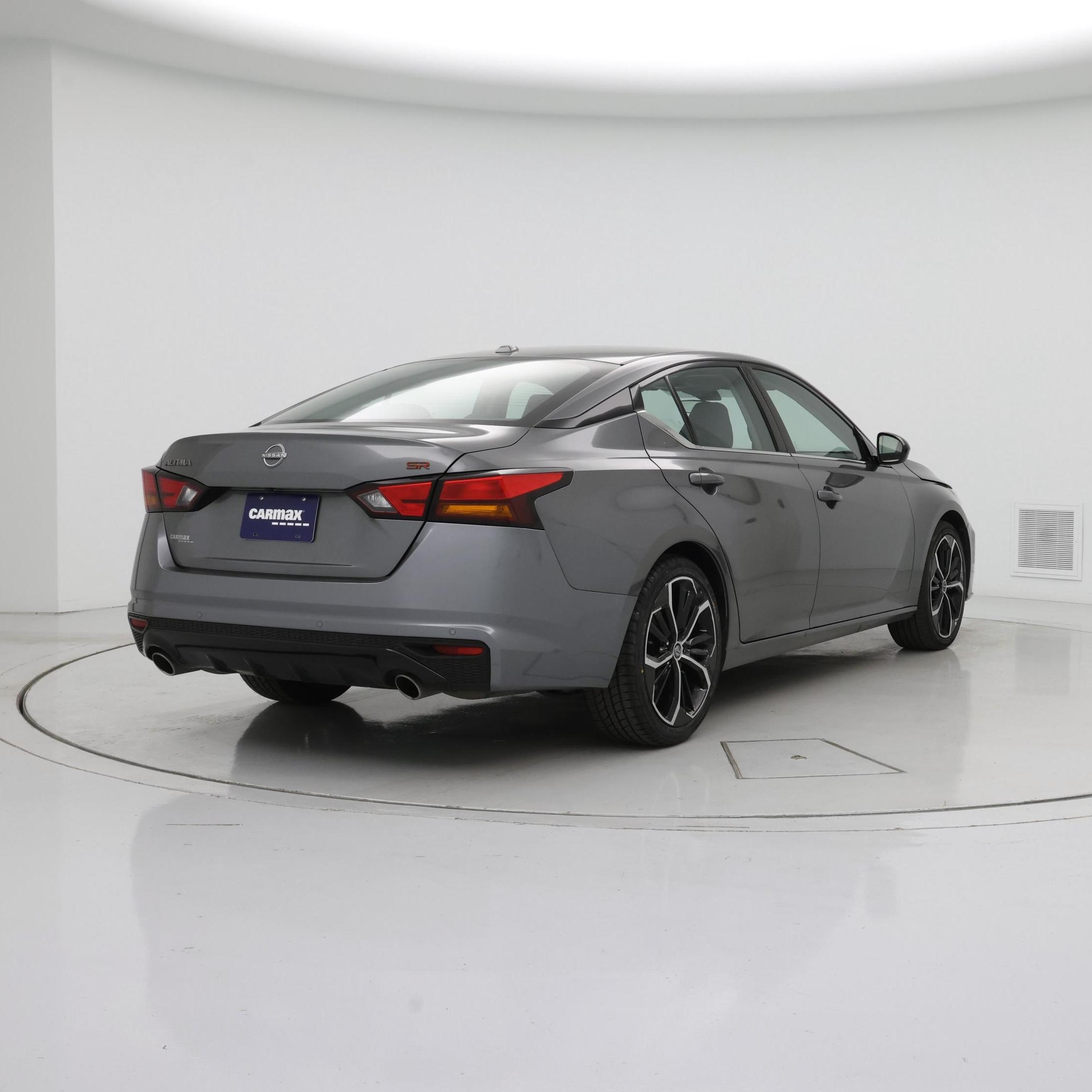 Thumbnail: 2023 Nissan Altima - 8