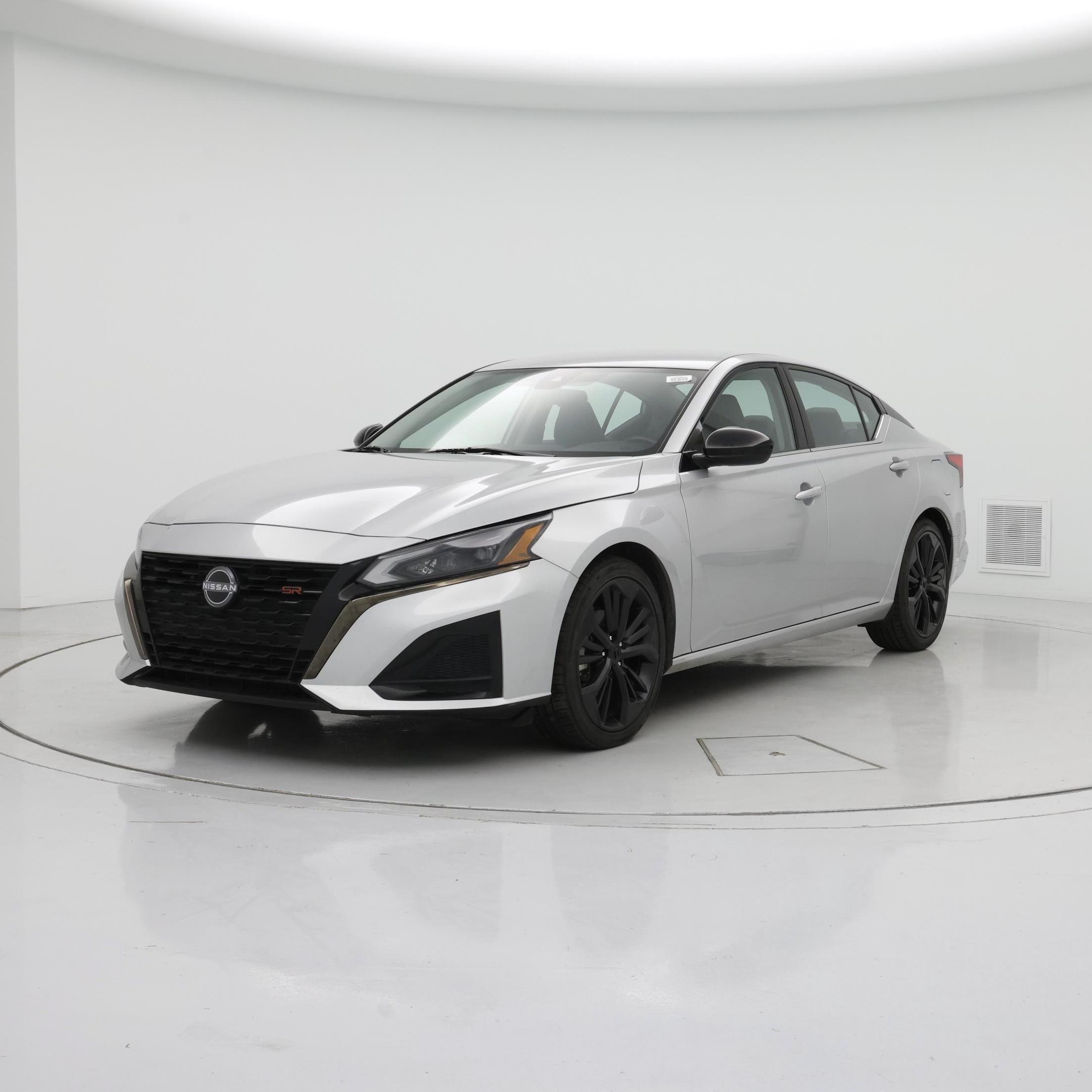 Thumbnail: 2023 Nissan Altima - 4