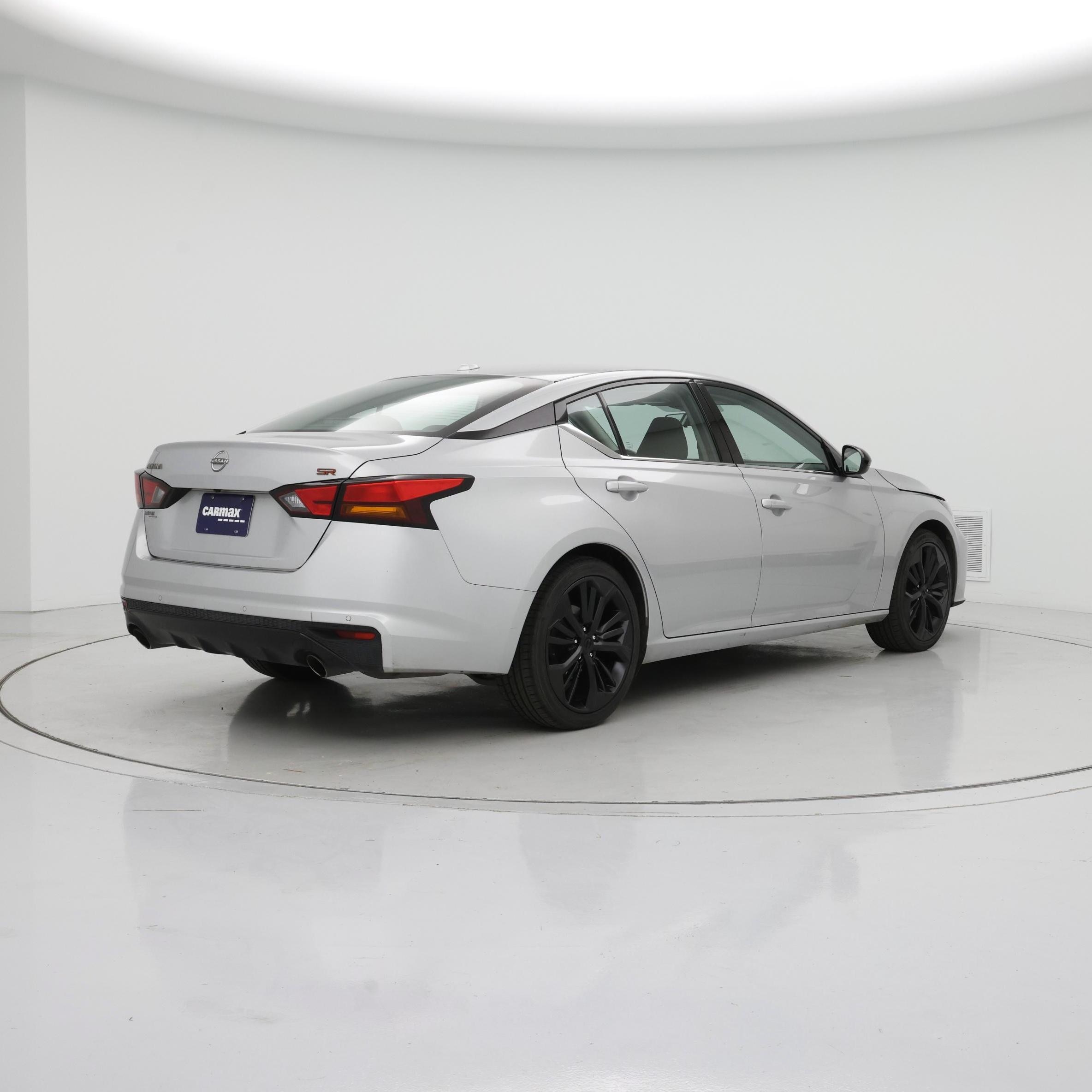 Thumbnail: 2023 Nissan Altima - 8
