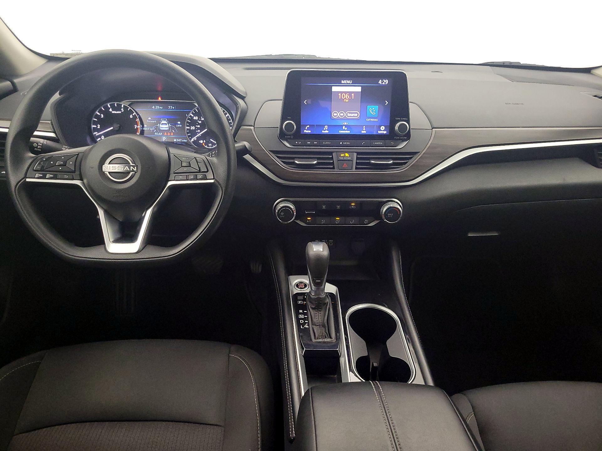 Thumbnail: 2023 Nissan Altima - 9