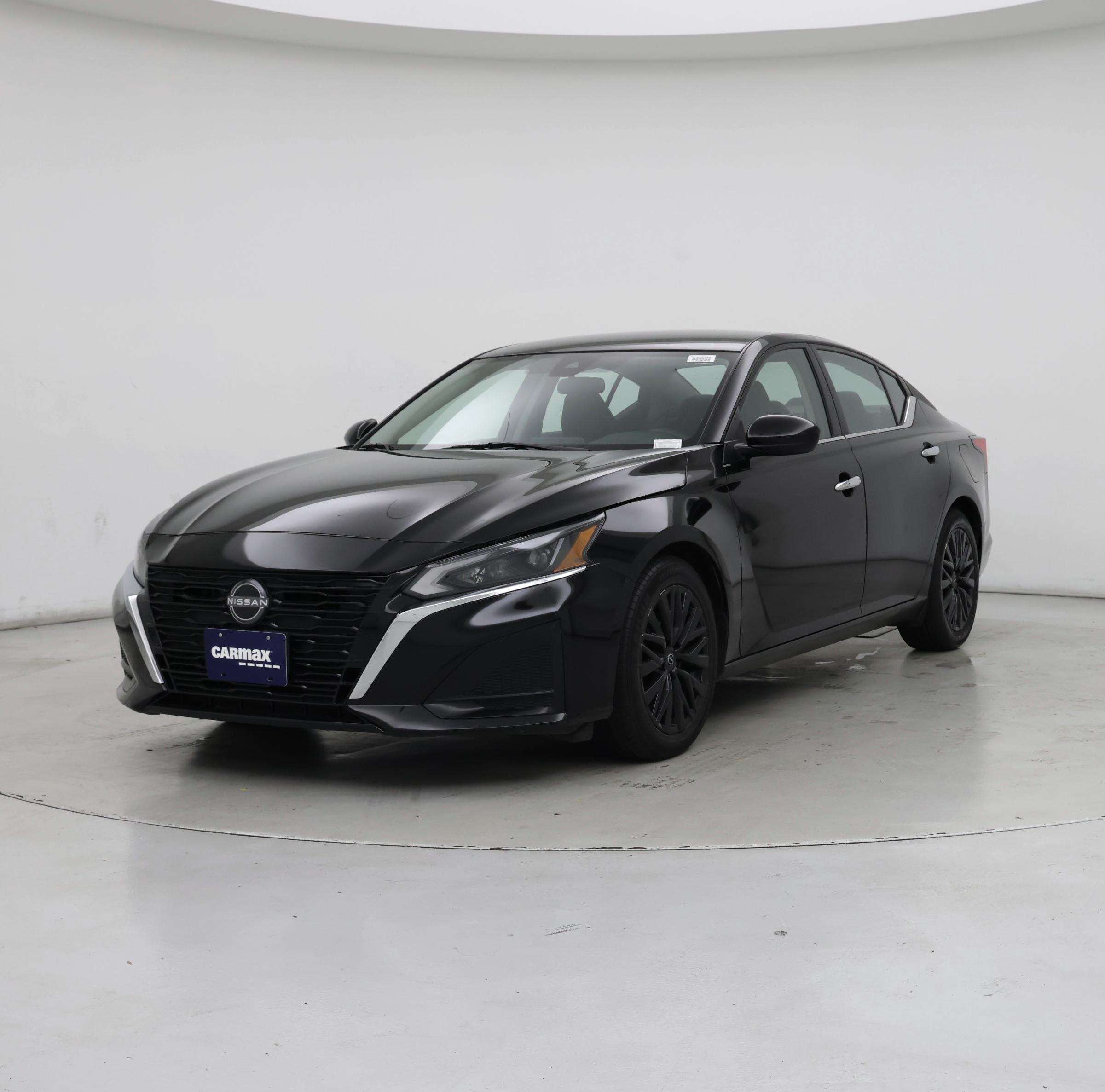 Thumbnail: 2023 Nissan Altima - 4