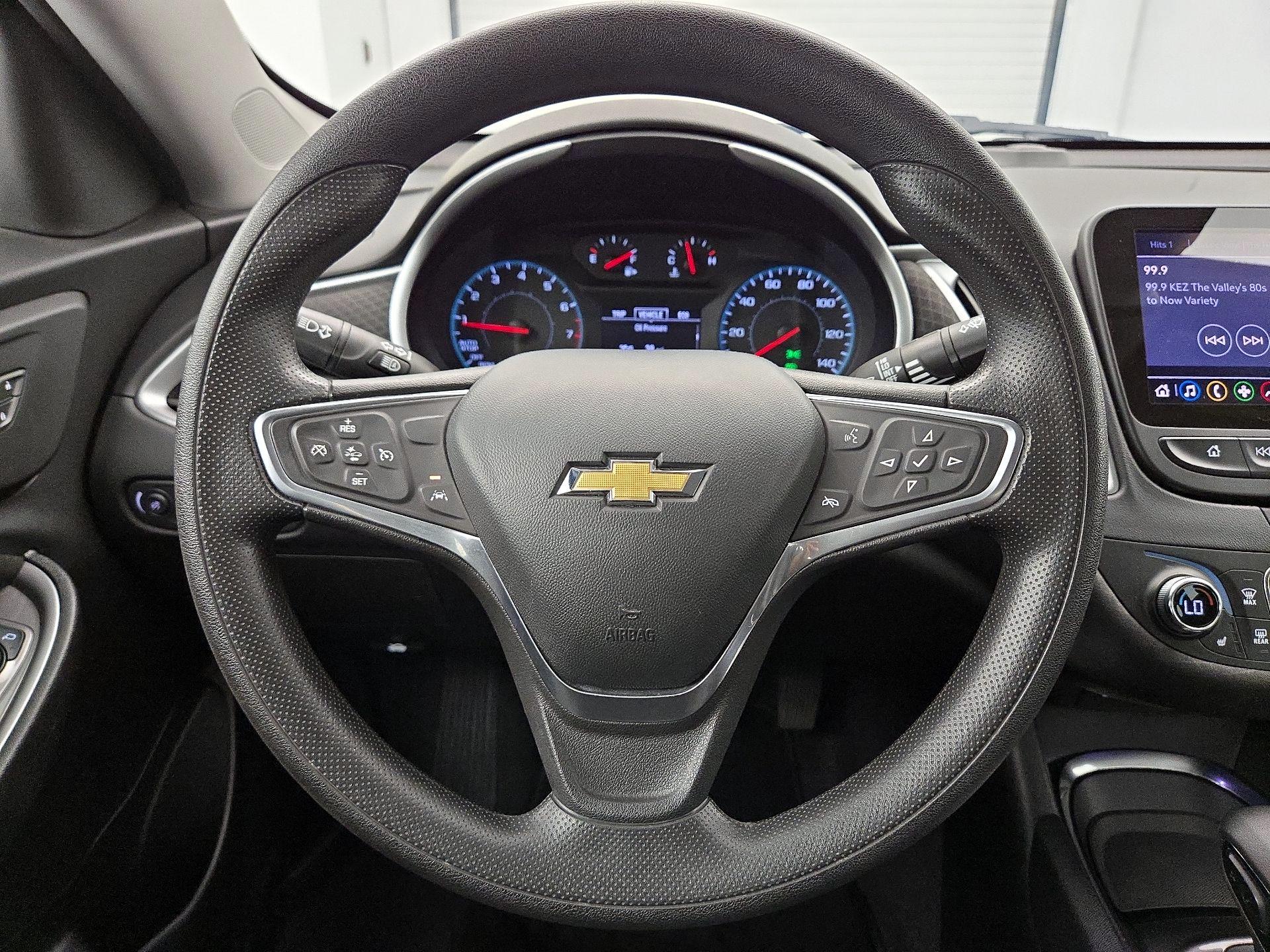 Thumbnail: 2023 Chevrolet Malibu - 10