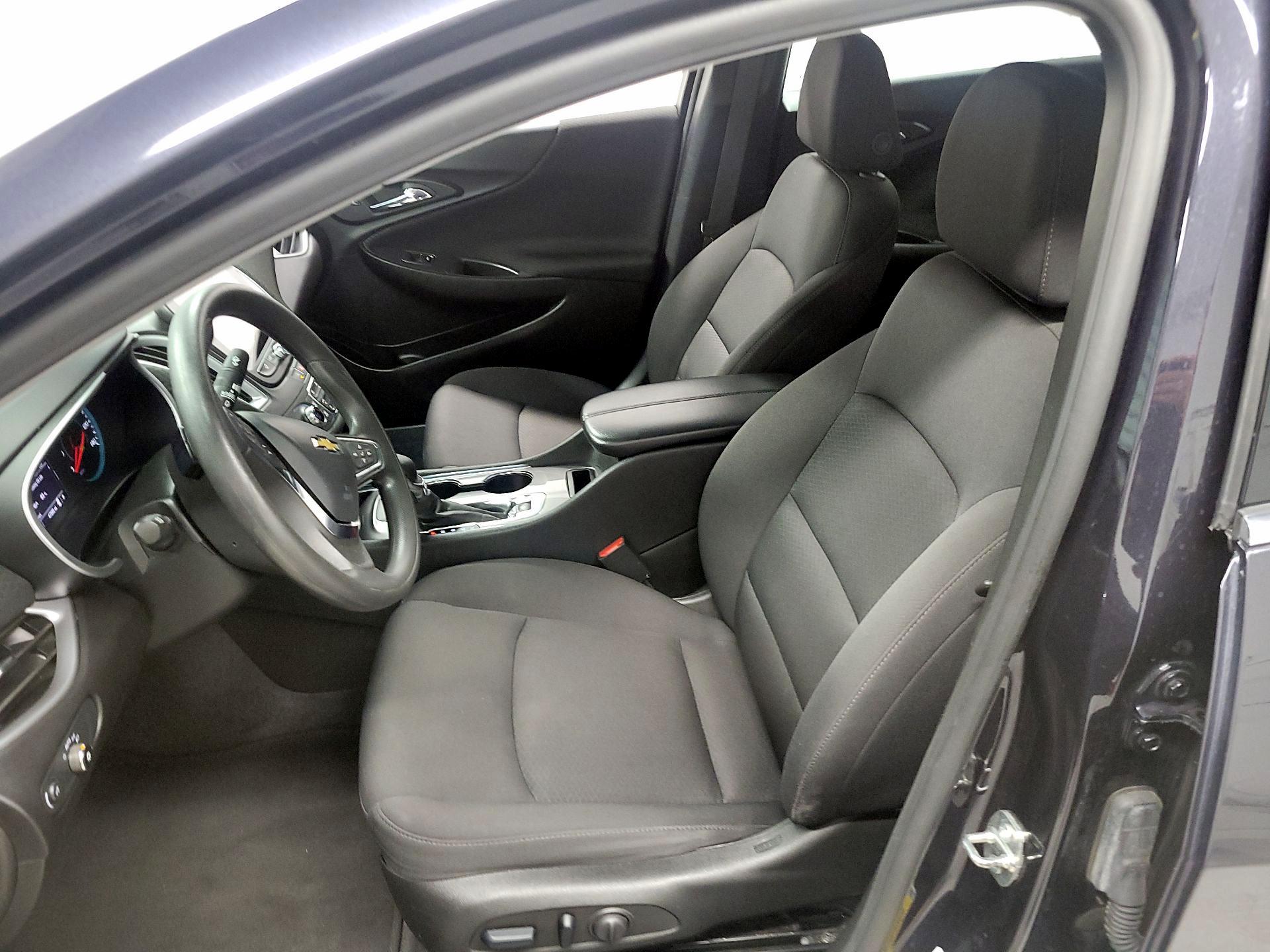 Thumbnail: 2023 Chevrolet Malibu - 11