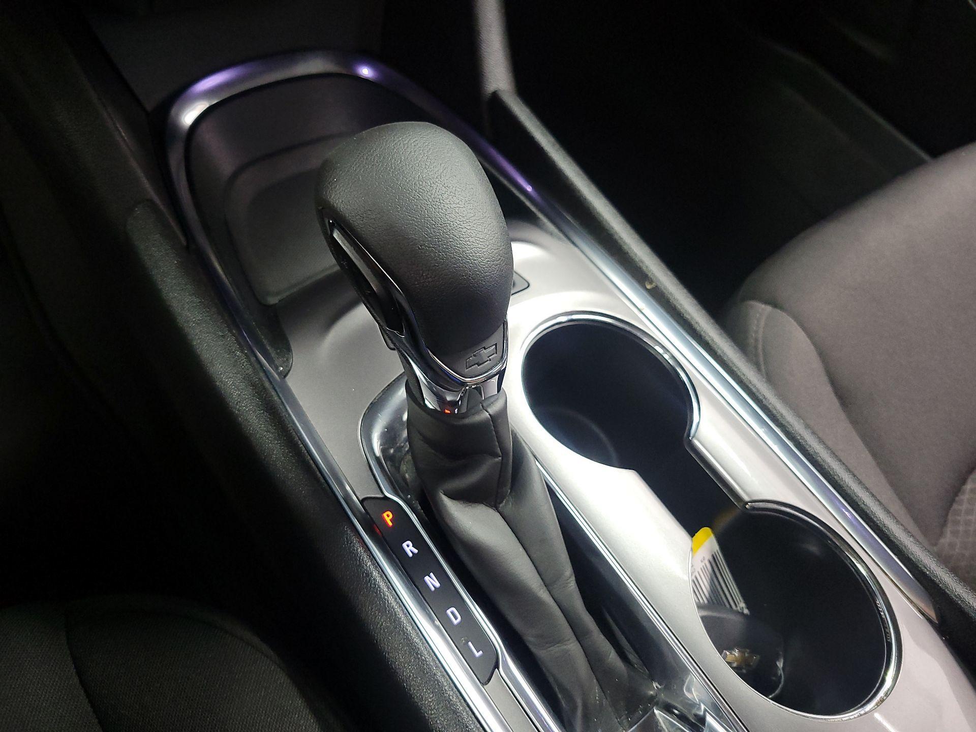 Thumbnail: 2023 Chevrolet Malibu - 15