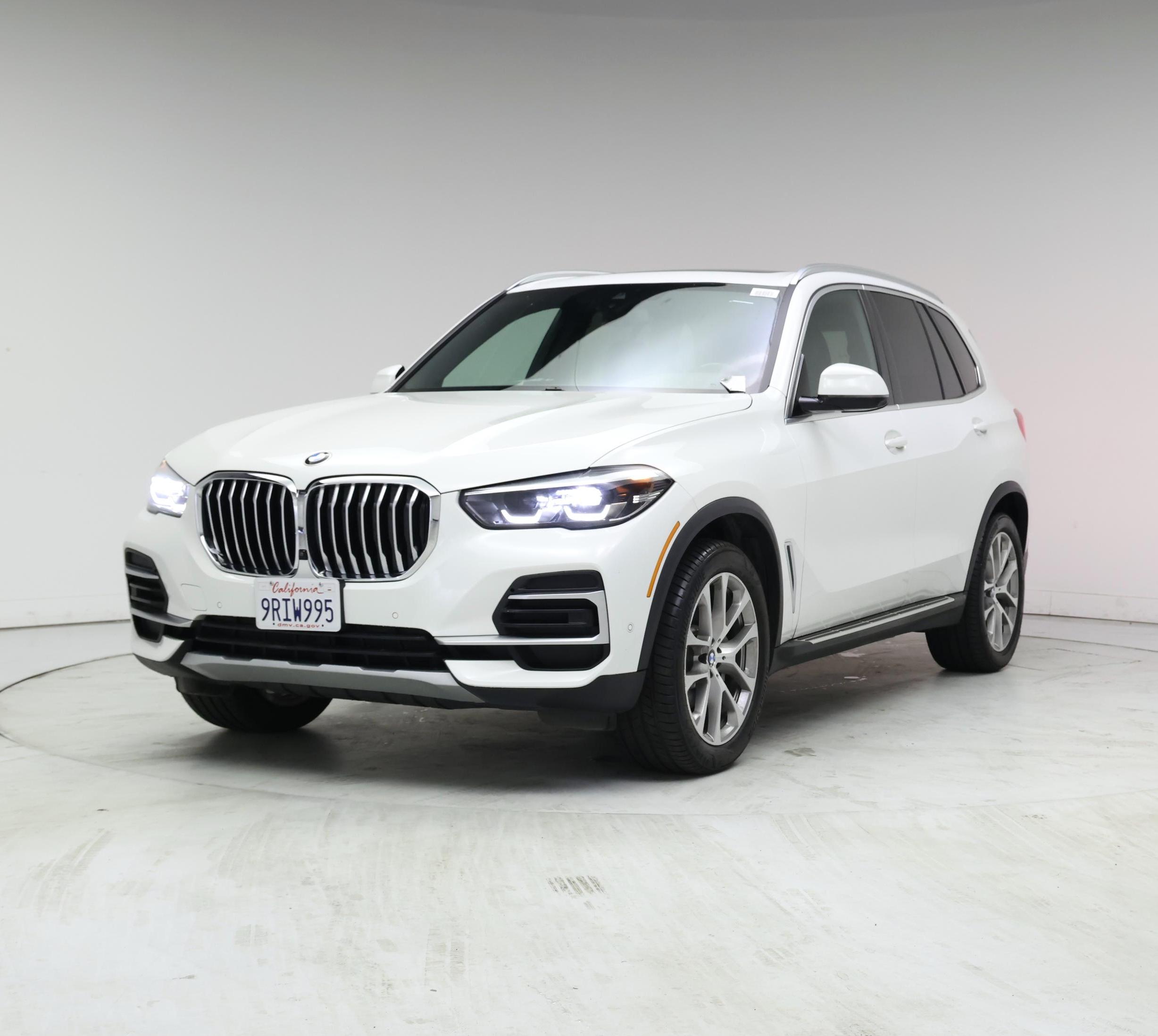 Thumbnail: 2023 BMW X5 - 4