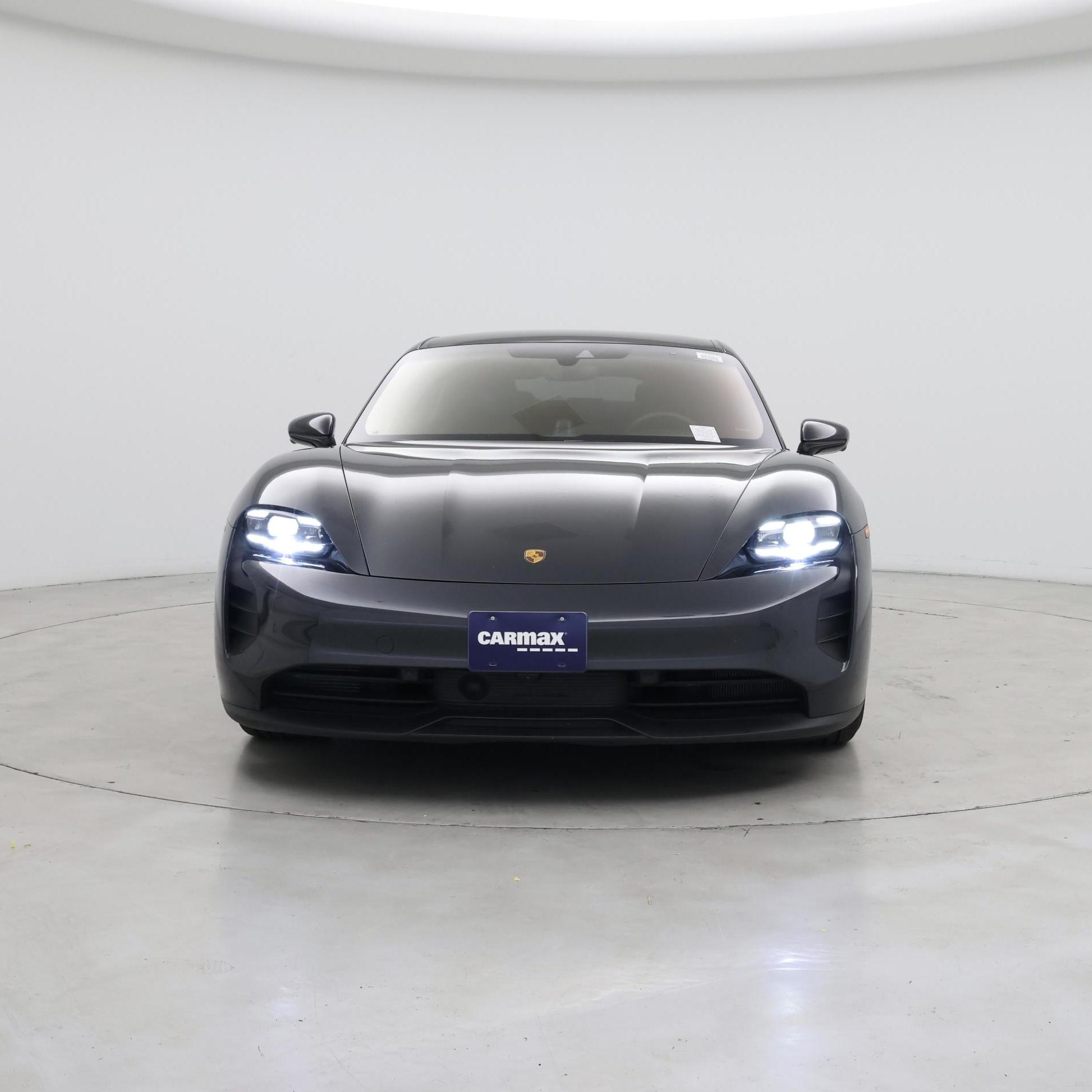 Thumbnail: 2022 Porsche Taycan - 5