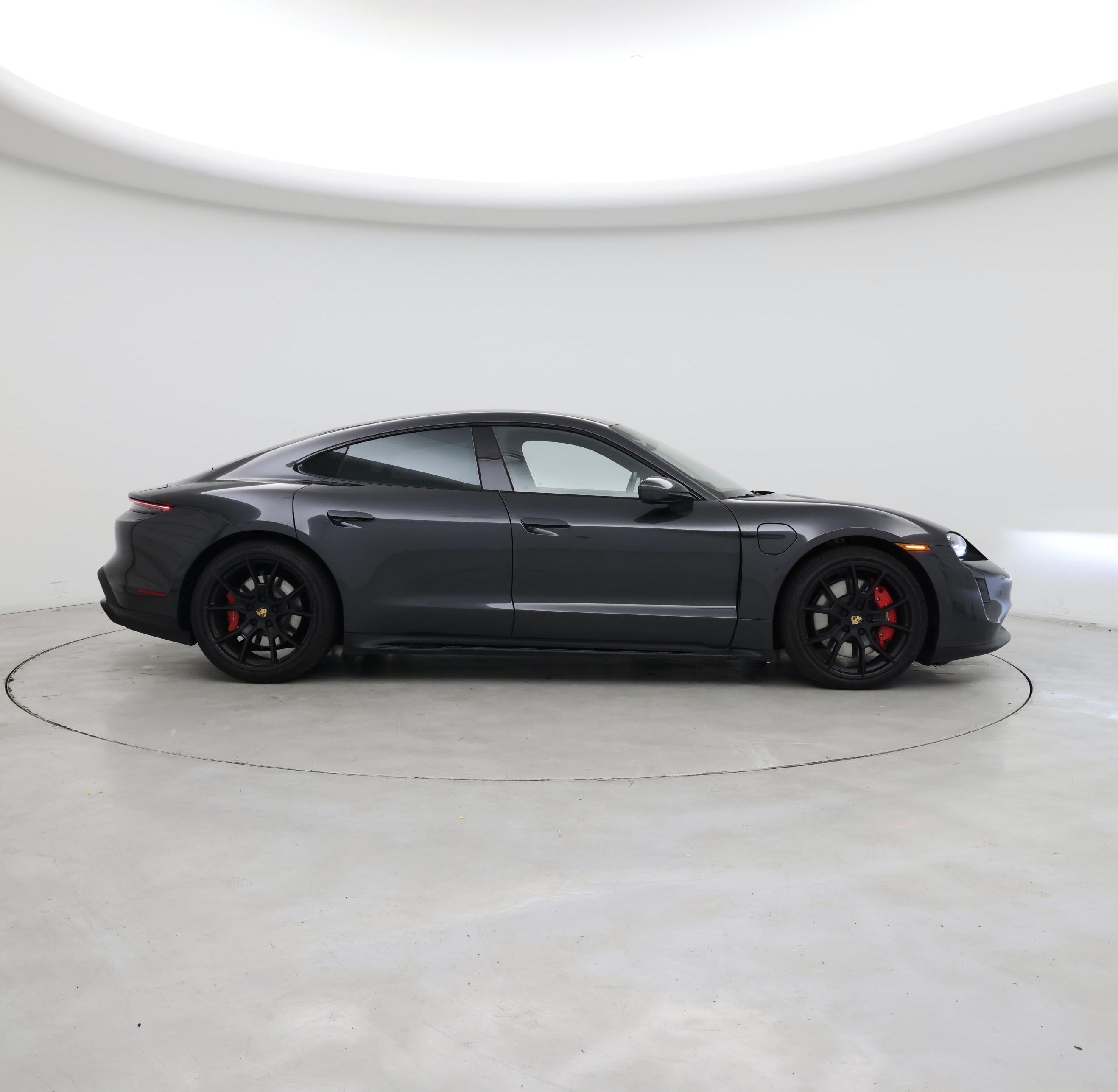 Thumbnail: 2022 Porsche Taycan - 7