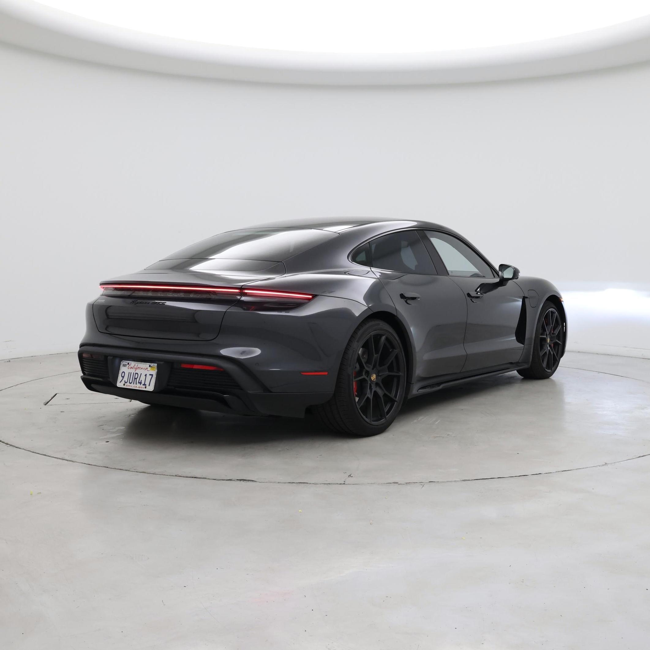 Thumbnail: 2022 Porsche Taycan - 8