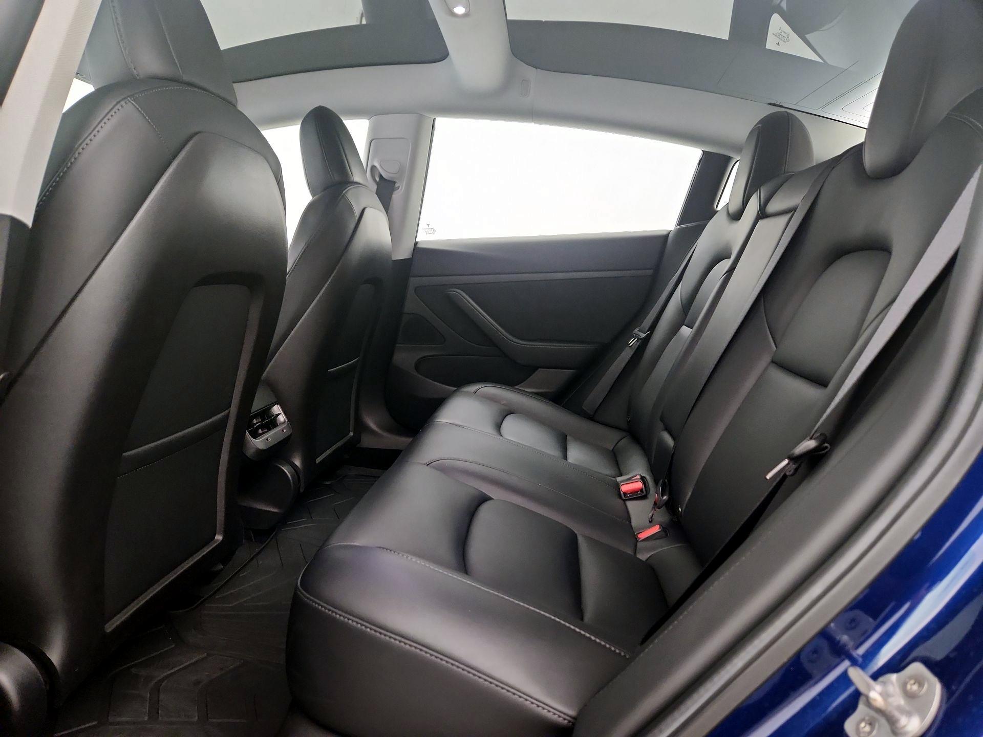 Thumbnail: 2020 Tesla Model 3 - 19