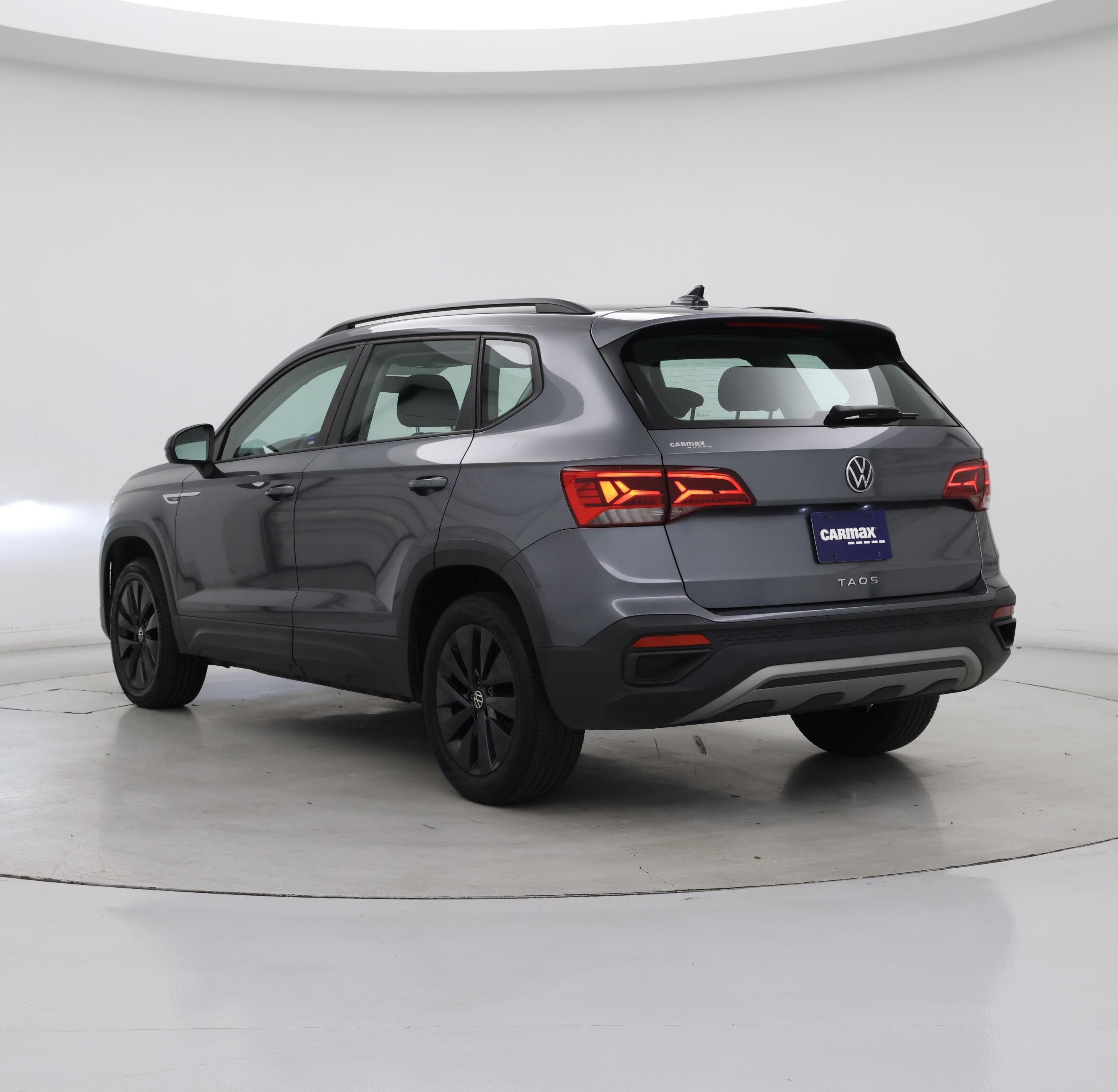 Thumbnail: 2022 Volkswagen Taos - 2