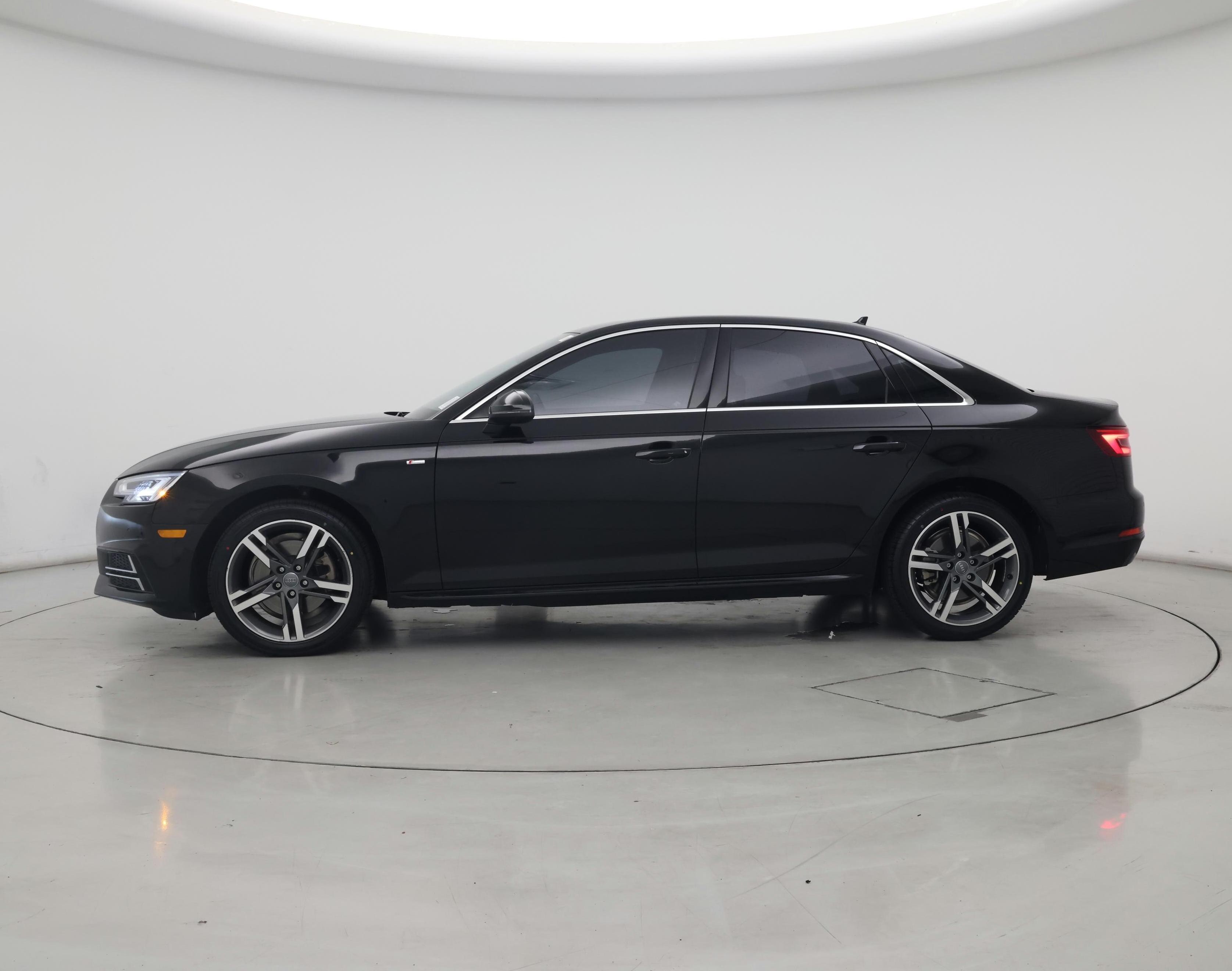 Thumbnail: 2018 Audi A4 - 3