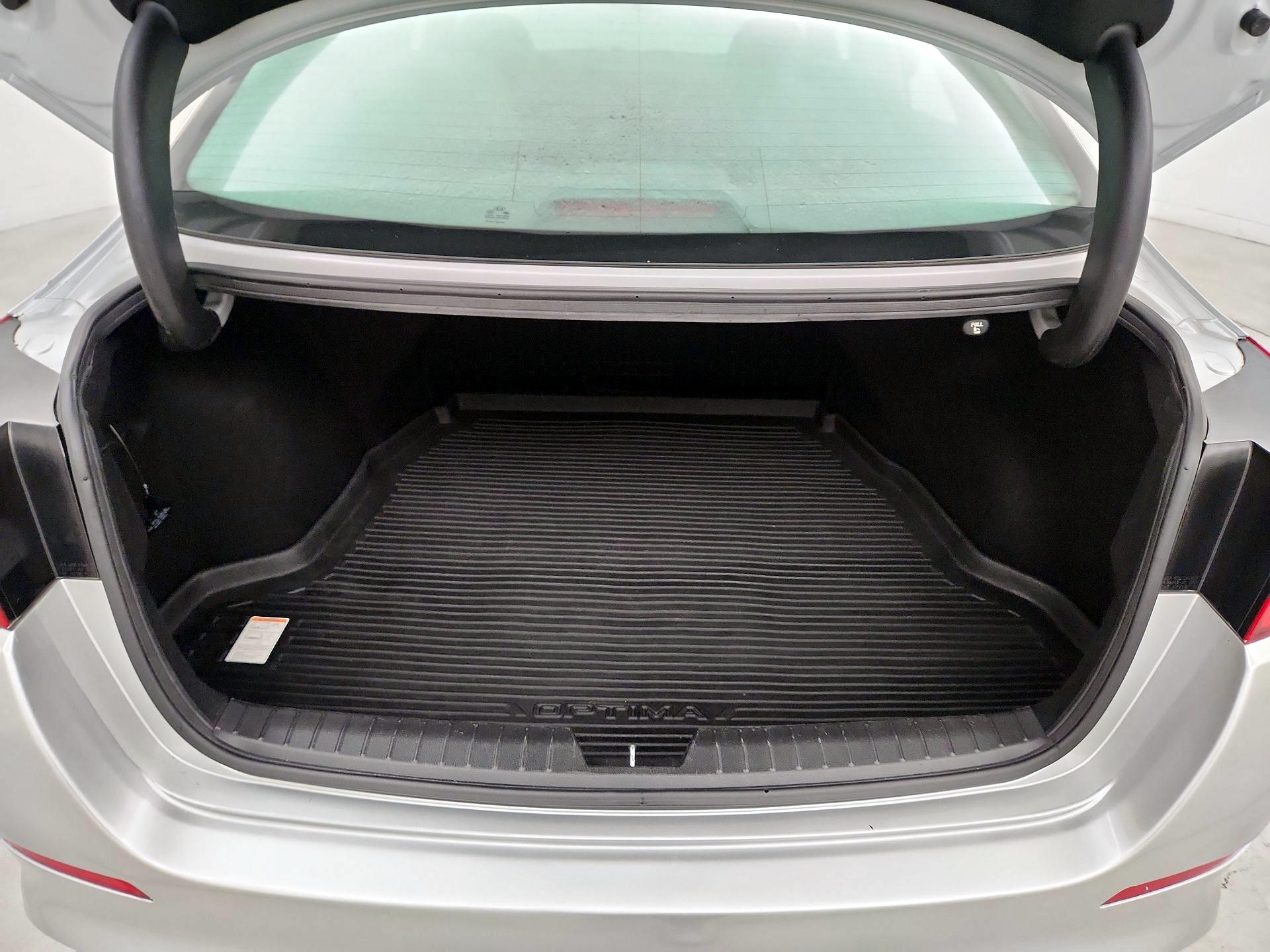 Thumbnail: 2014 Kia Optima - 20