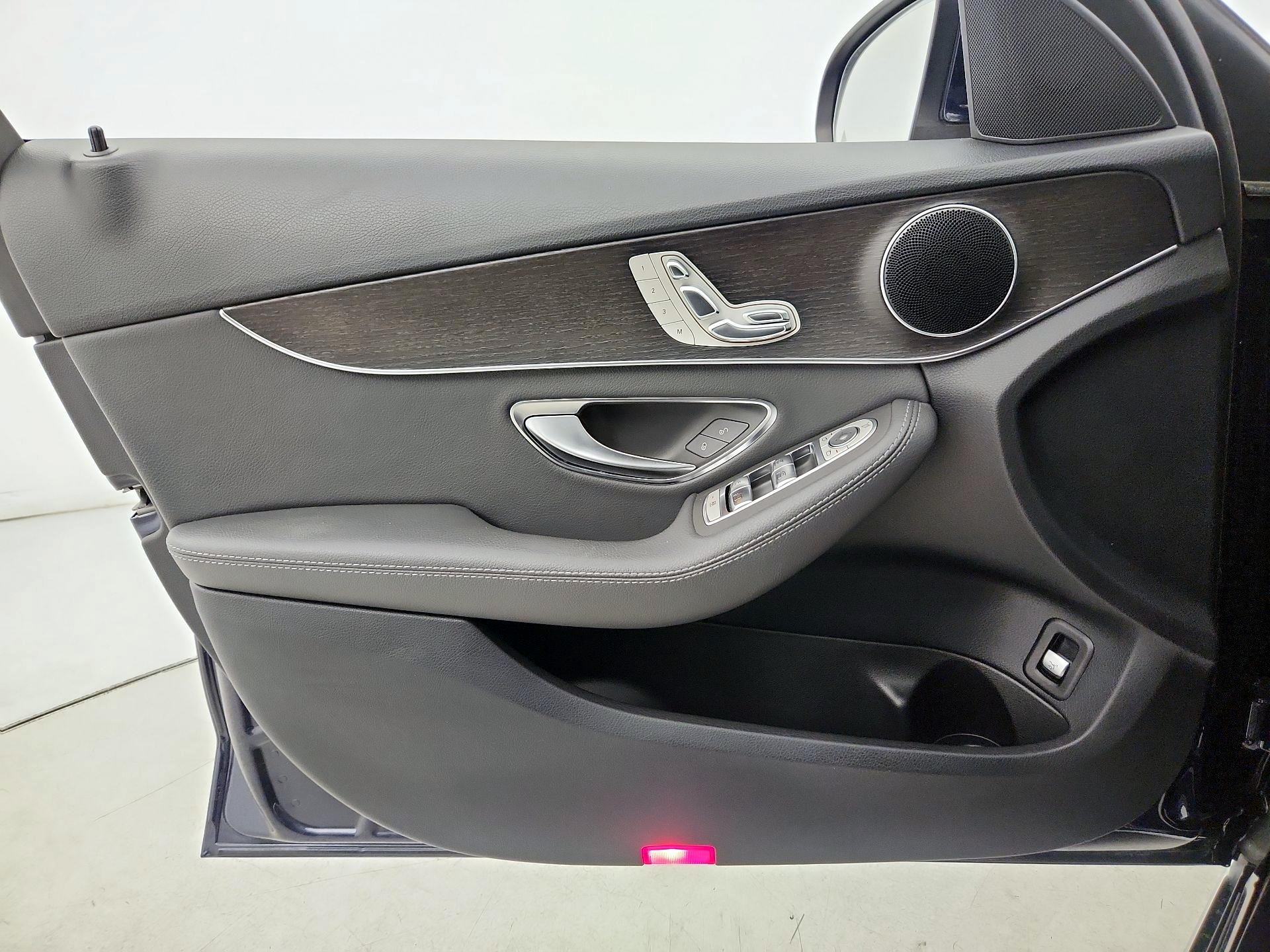 Thumbnail: 2019 Mercedes-Benz C-Class - 12