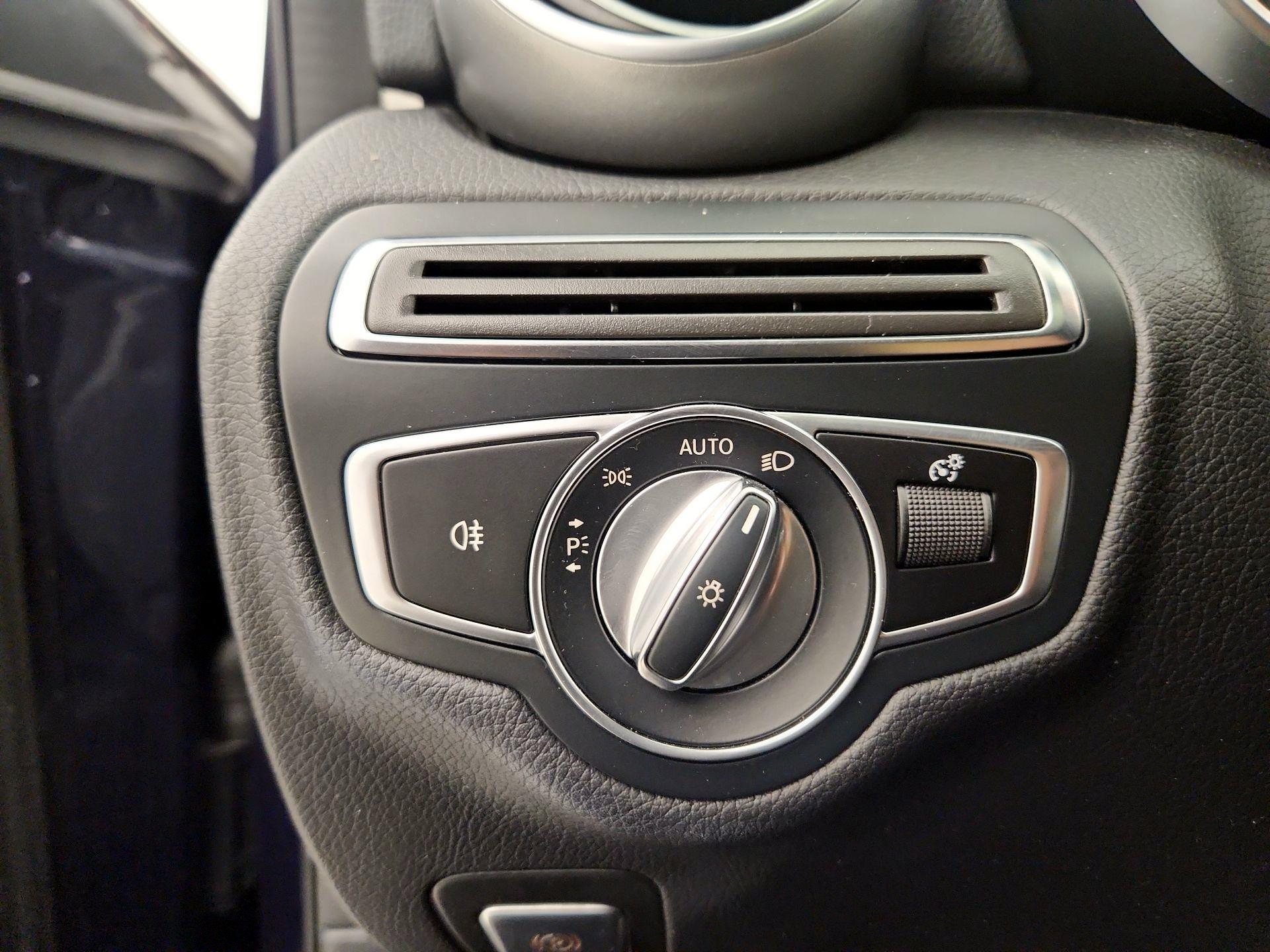 Thumbnail: 2019 Mercedes-Benz C-Class - 13