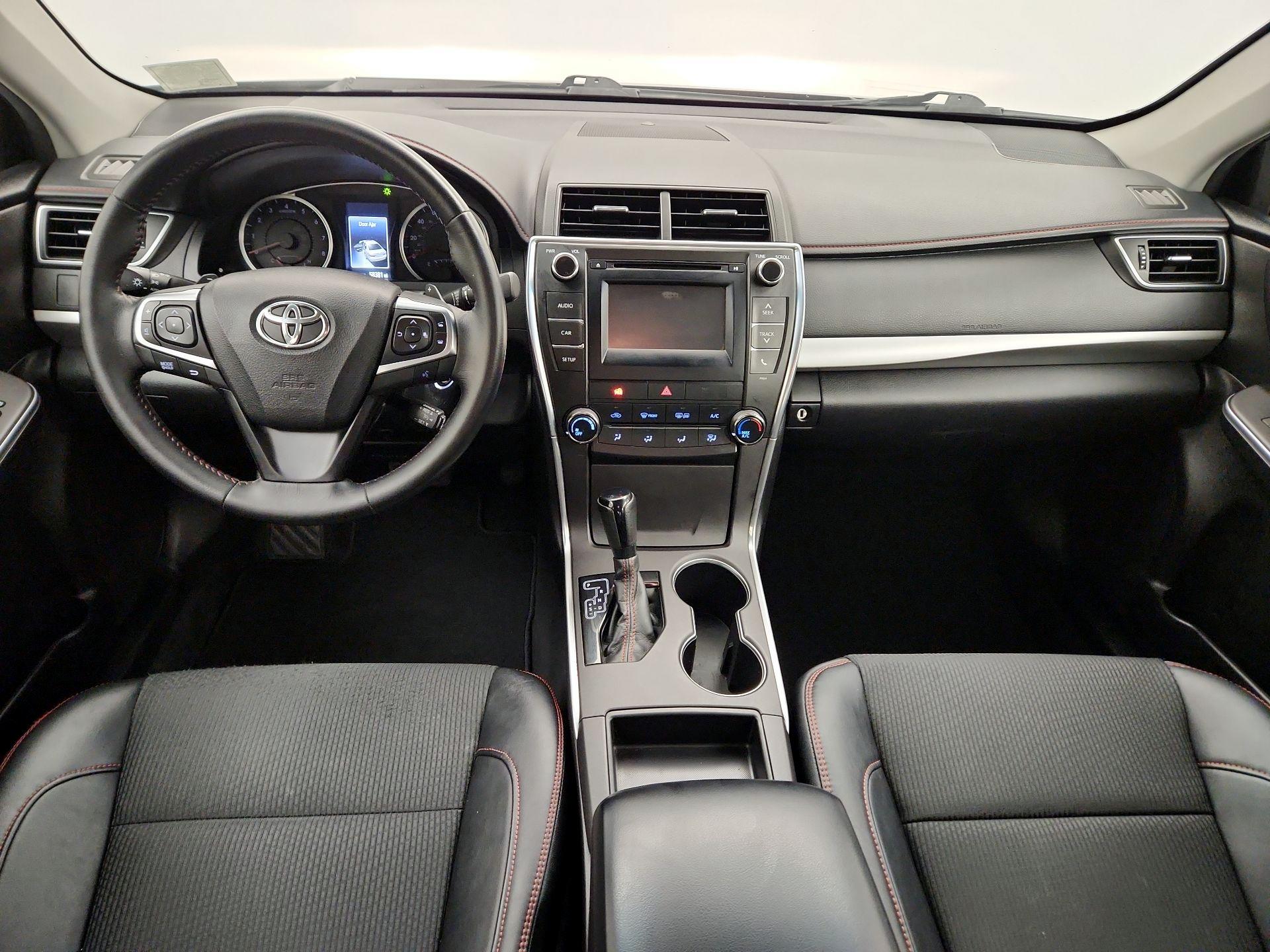 Thumbnail: 2016 Toyota Camry - 9