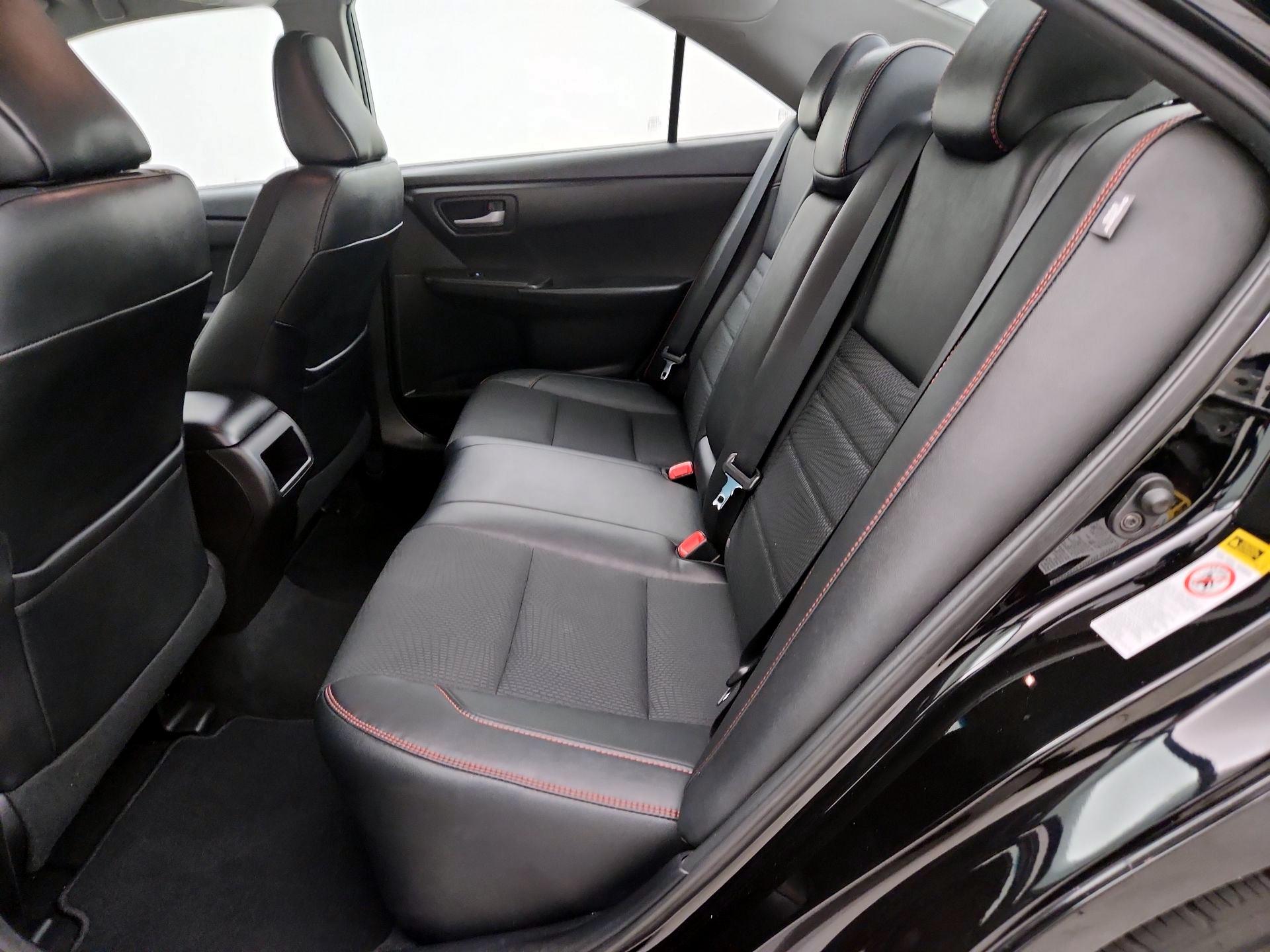 Thumbnail: 2016 Toyota Camry - 19