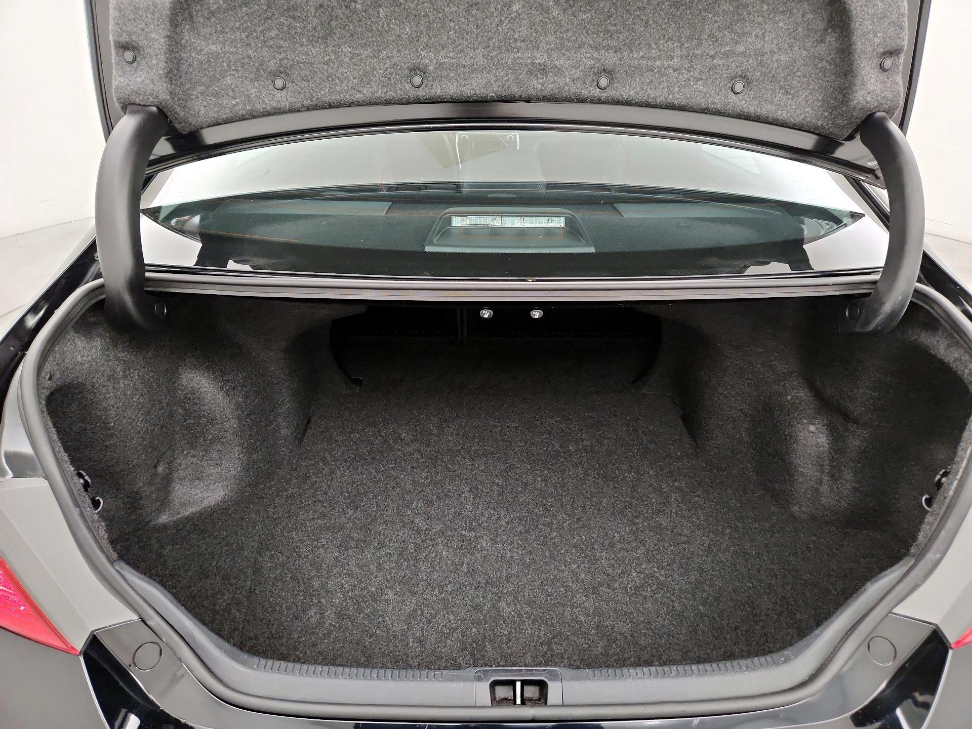 Thumbnail: 2016 Toyota Camry - 20