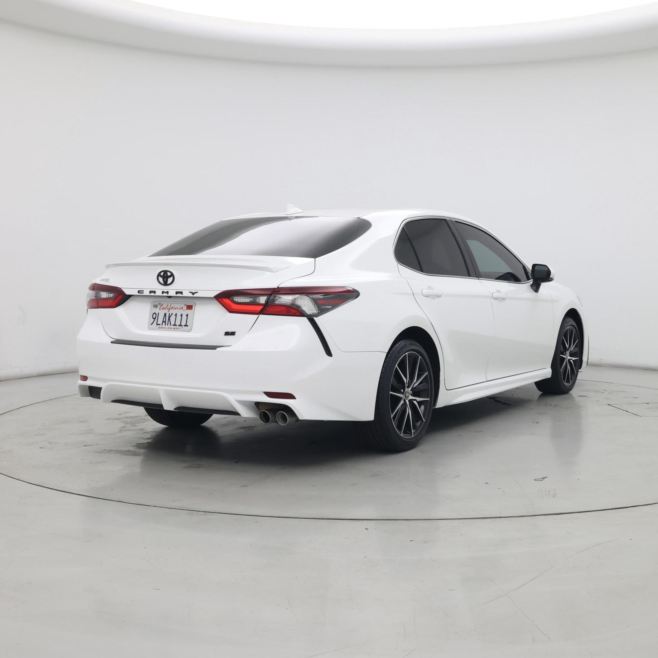 Thumbnail: 2024 Toyota Camry - 8