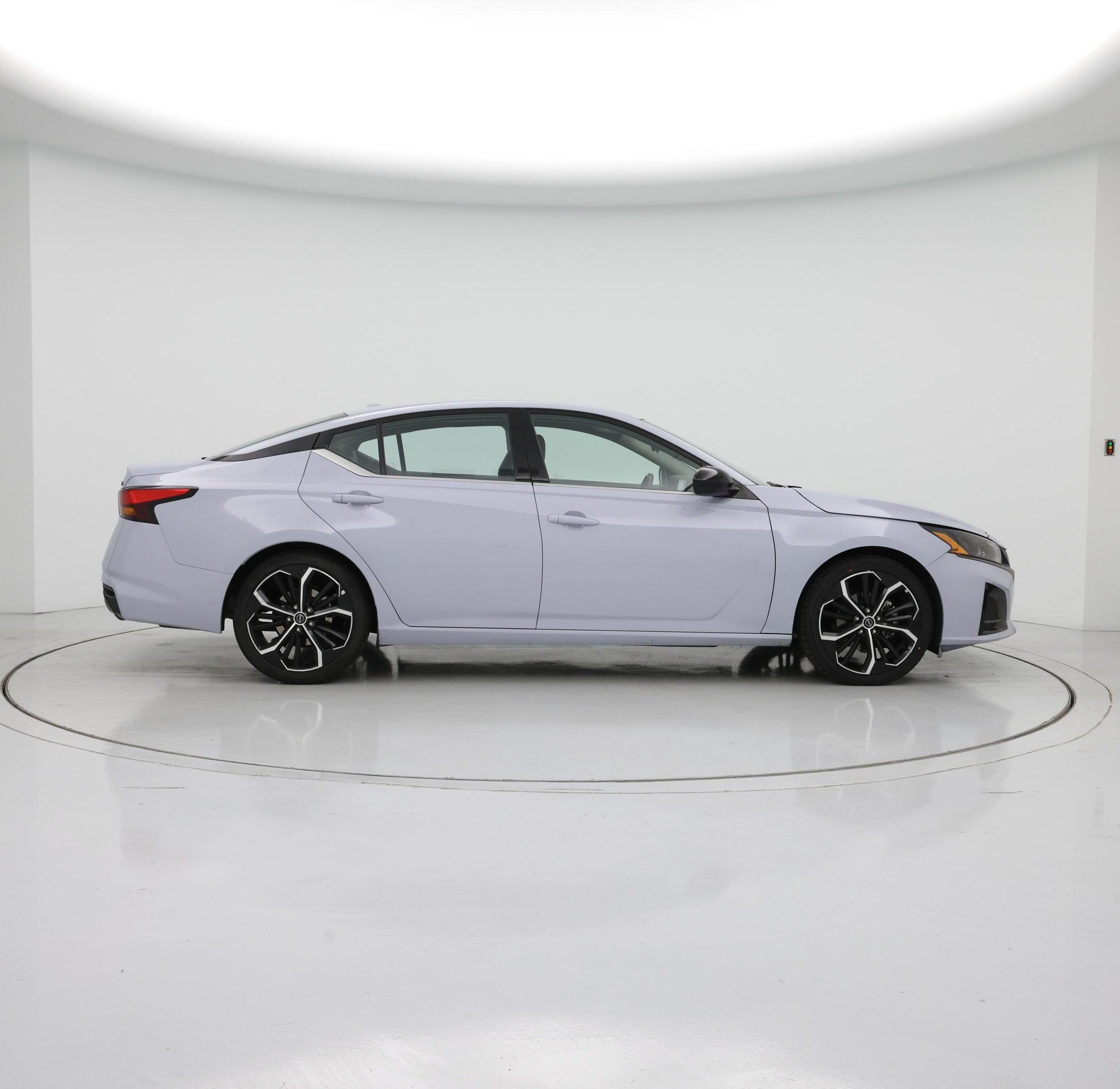 Thumbnail: 2023 Nissan Altima - 7