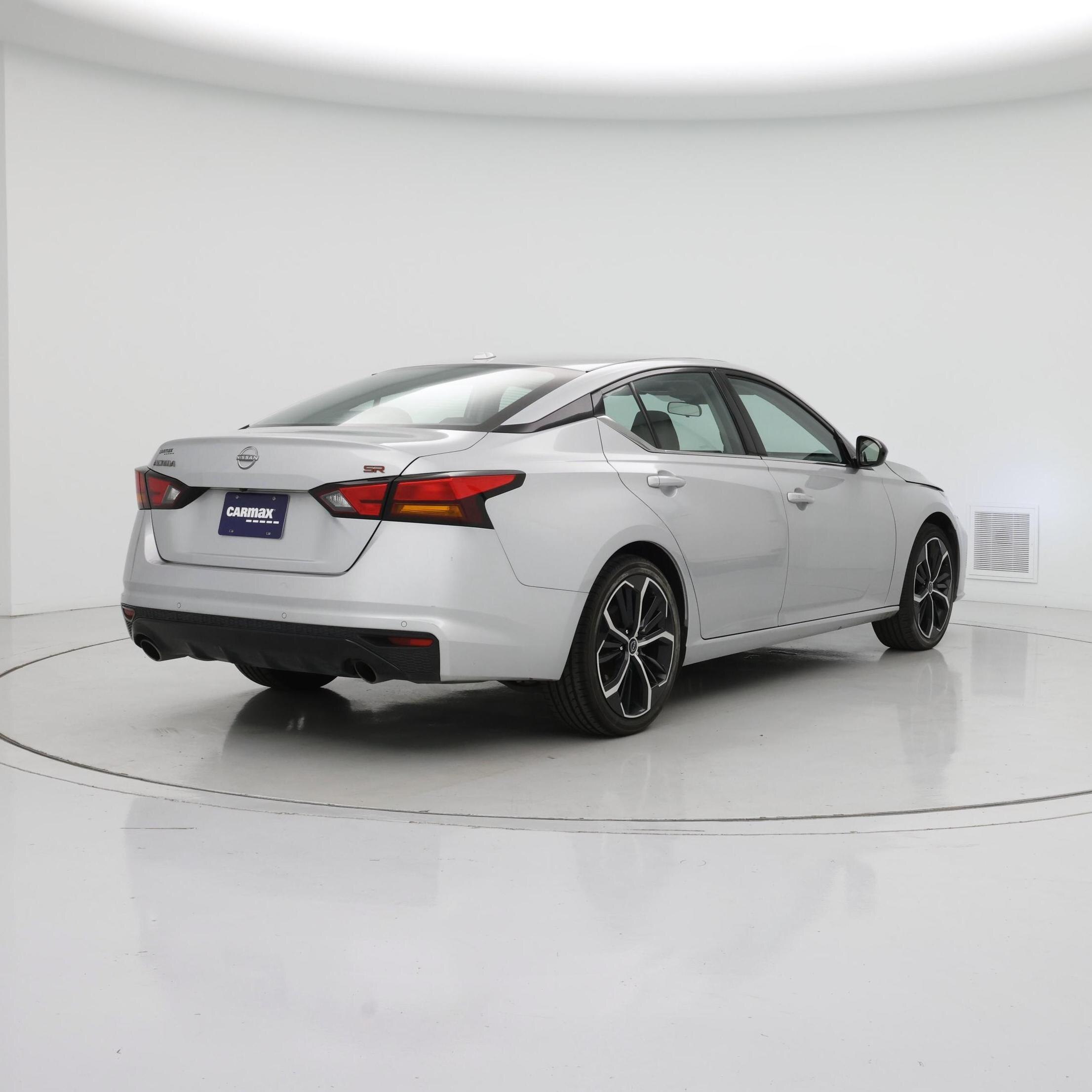 Thumbnail: 2023 Nissan Altima - 8