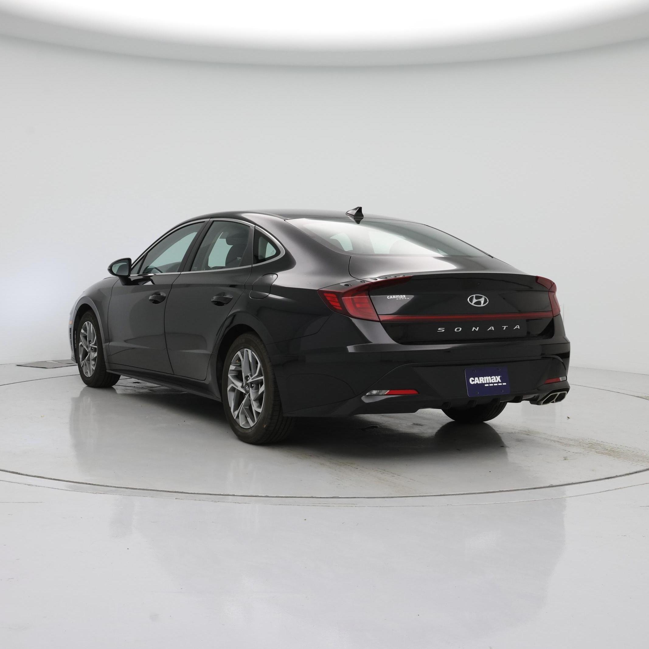 Thumbnail: 2023 Hyundai Sonata - 2