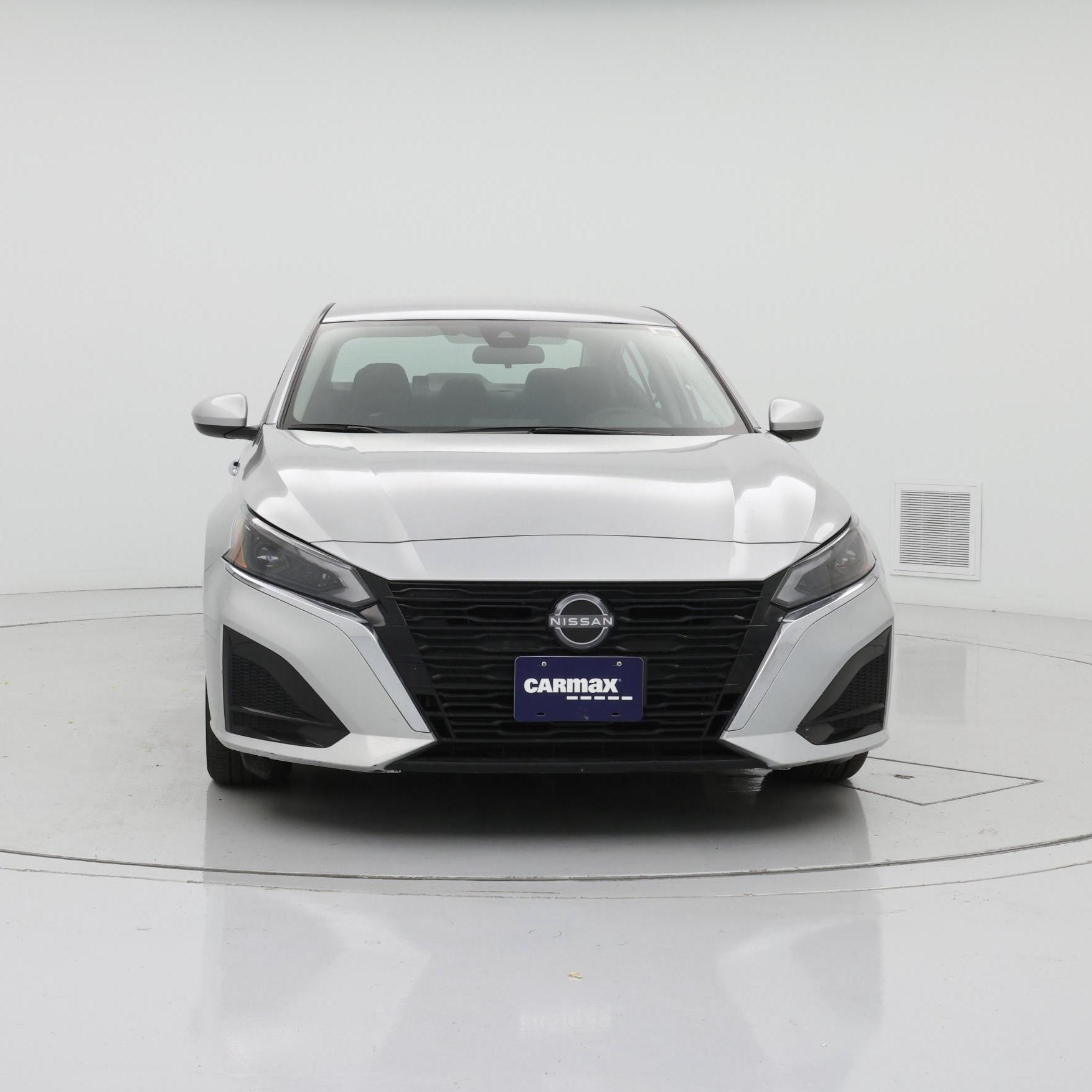 Thumbnail: 2023 Nissan Altima - 5