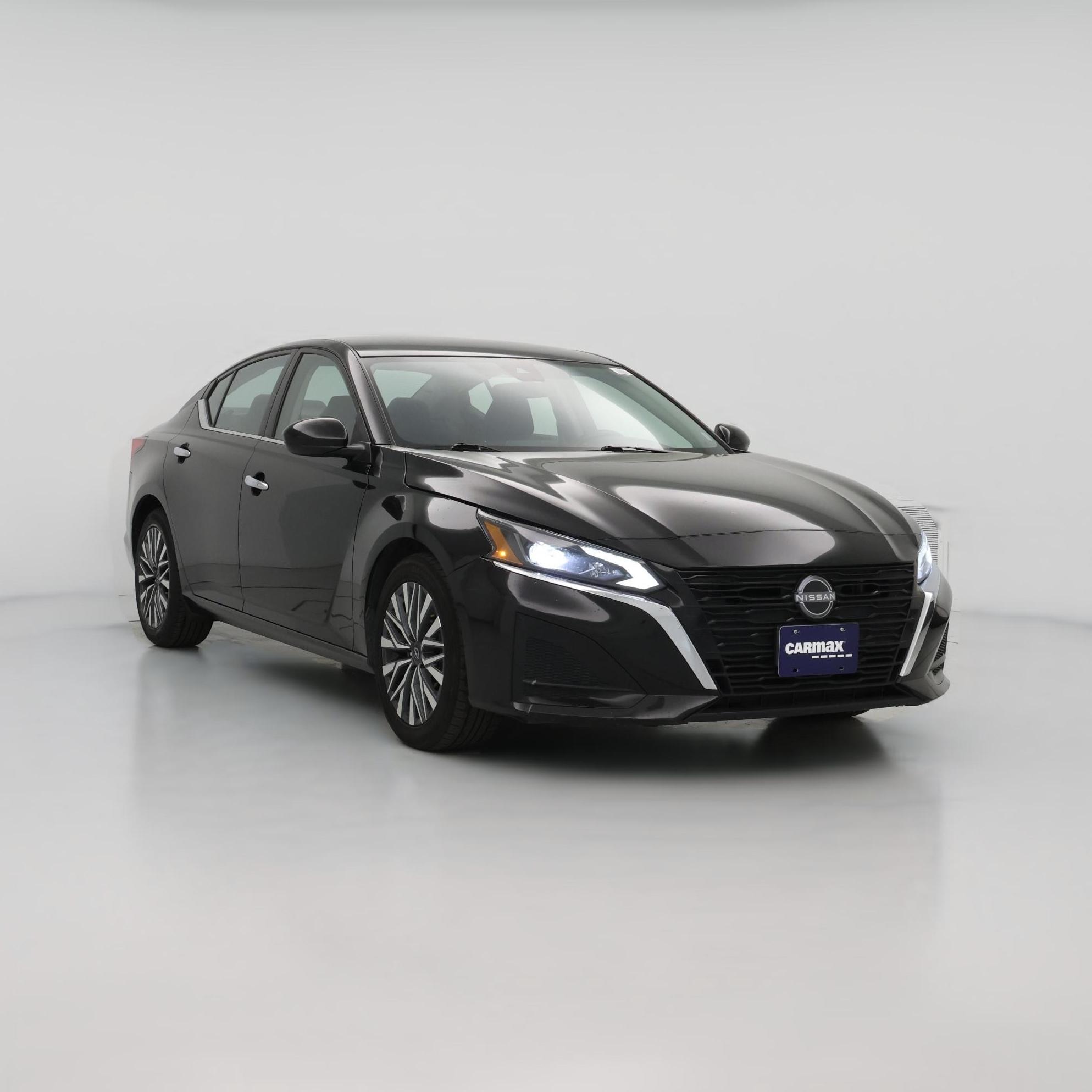 Thumbnail: 2023 Nissan Altima - 1