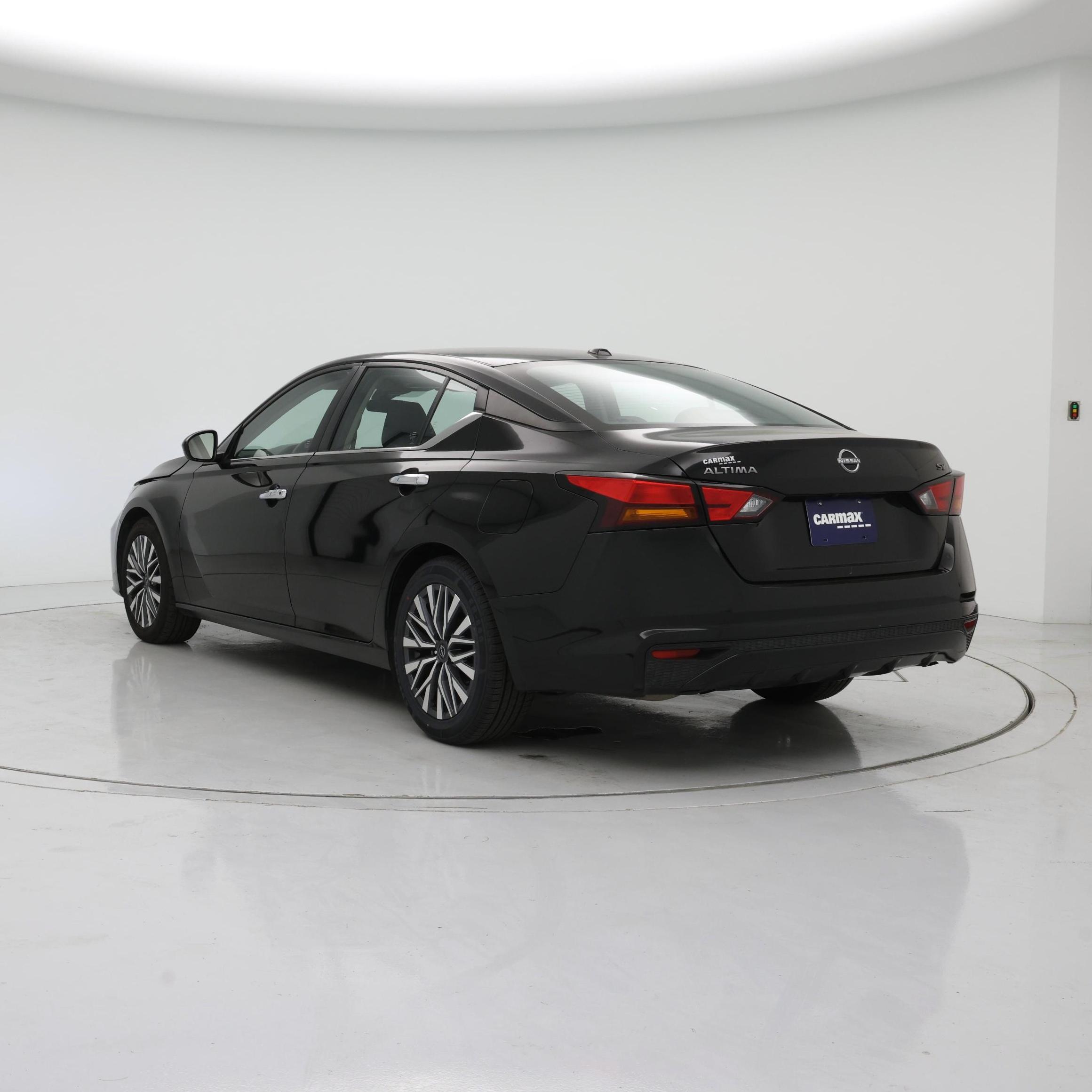 Thumbnail: 2023 Nissan Altima - 2