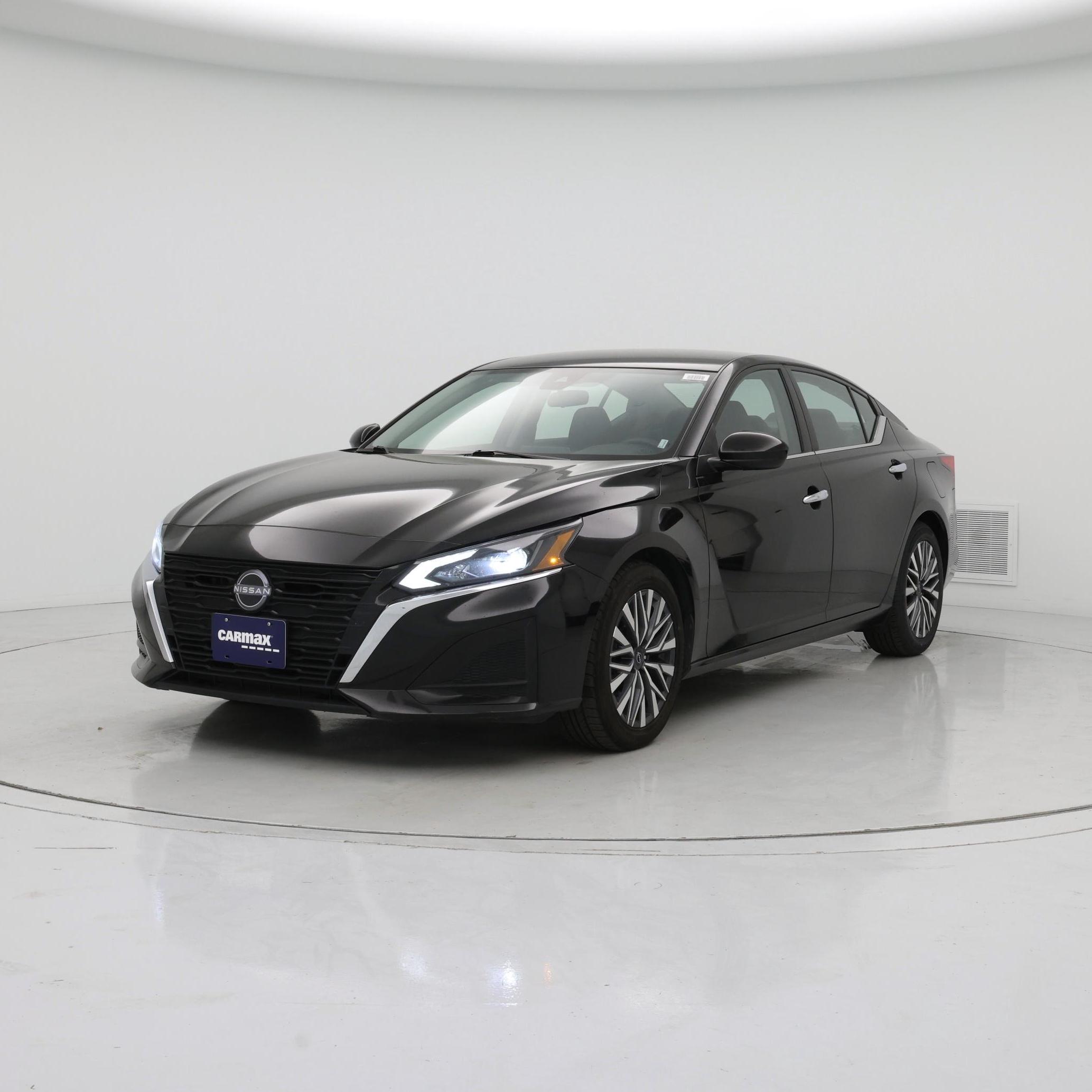 Thumbnail: 2023 Nissan Altima - 4