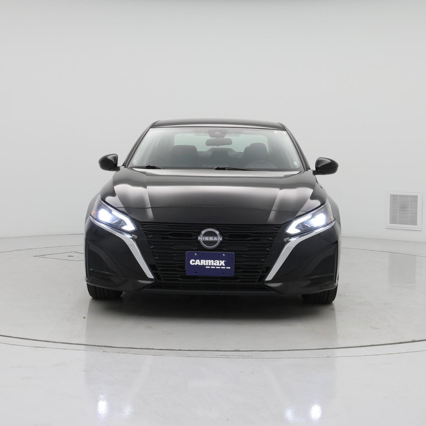 Thumbnail: 2023 Nissan Altima - 5