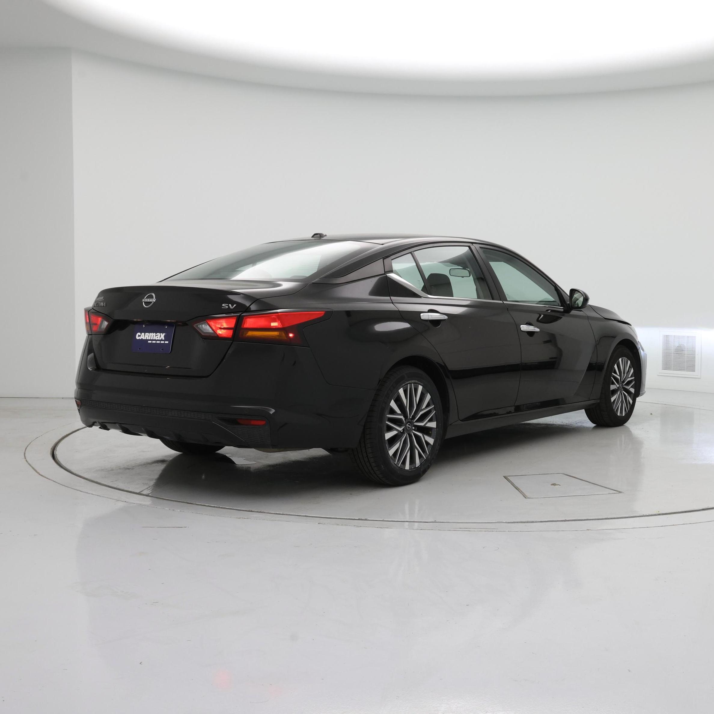Thumbnail: 2023 Nissan Altima - 8