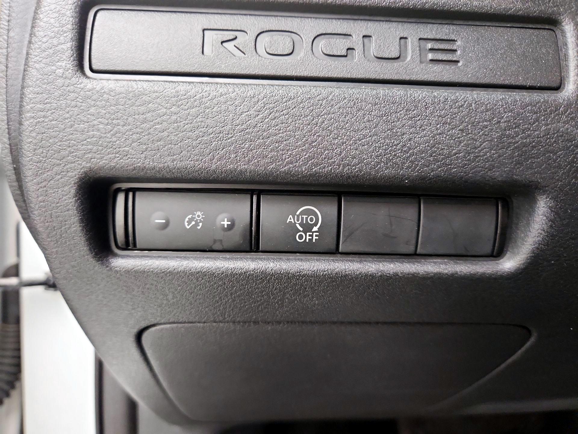 Thumbnail: 2023 Nissan Rogue - 13
