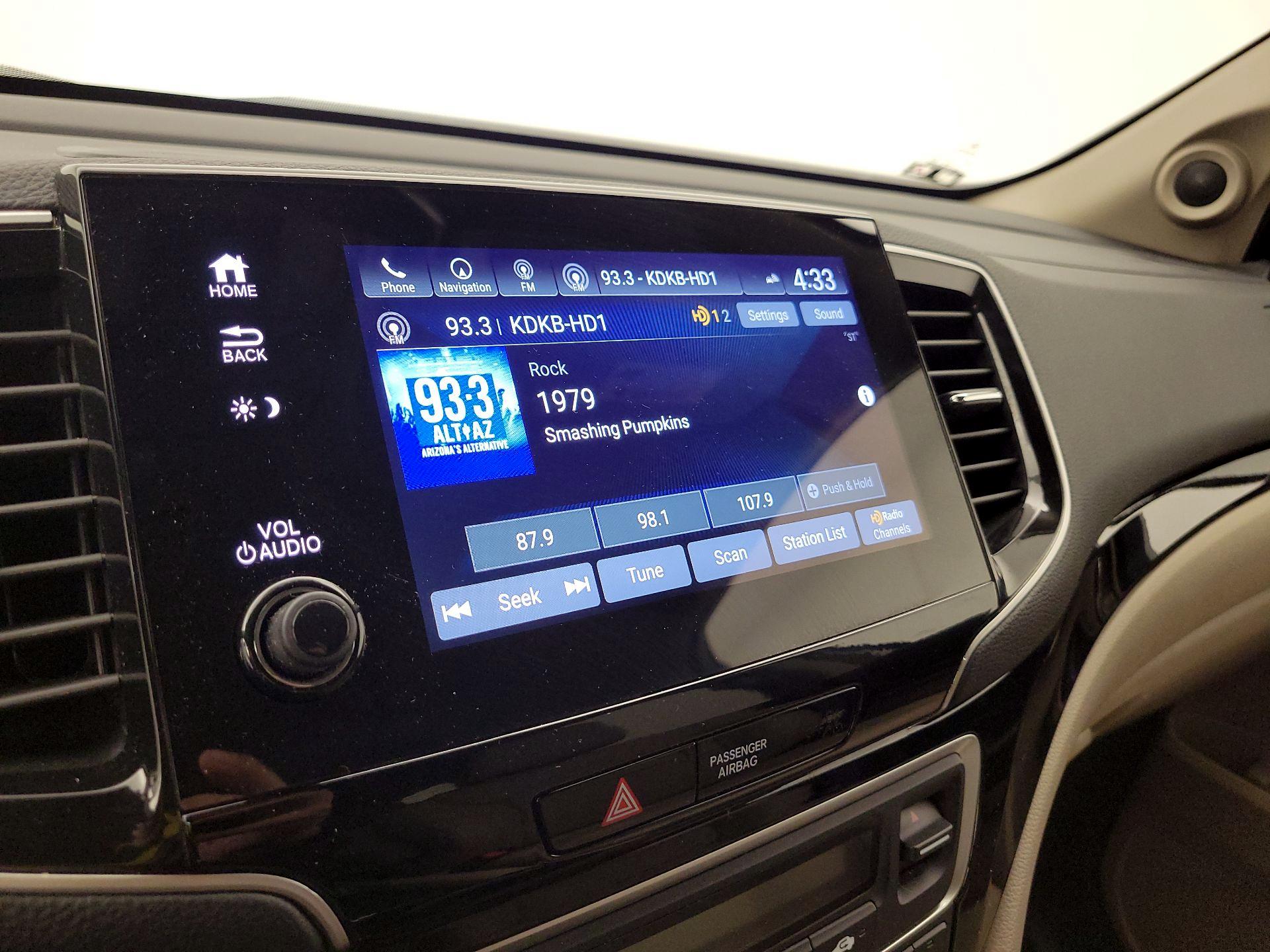 Thumbnail: 2021 Honda Pilot - 16